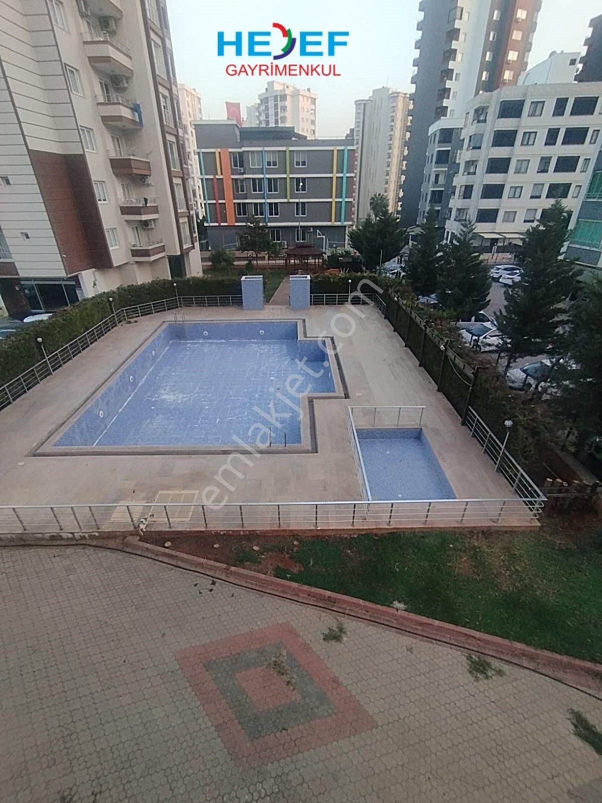 Hedef'ten Akdeniz Mah'de Site İçerisinde Kombili Havuzlu 4+1 - Görsel 28