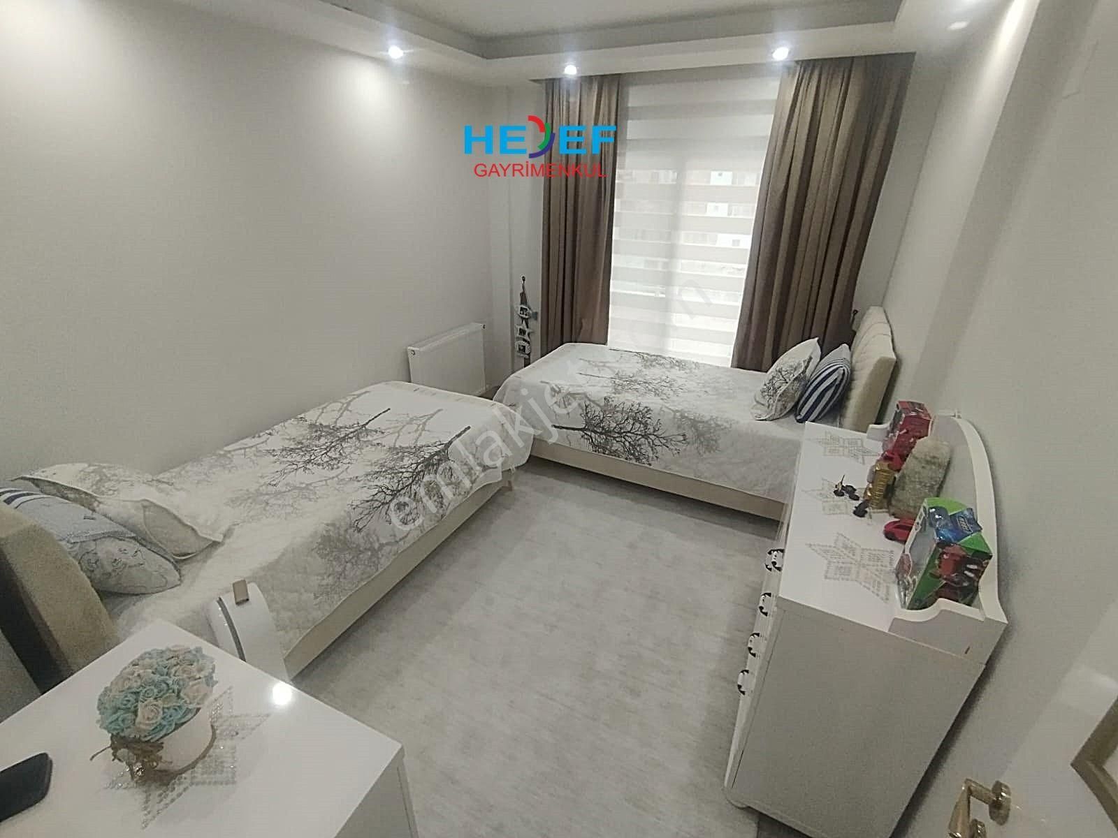 Hedef'ten Akdeniz Mah'de Site İçerisinde Kombili Havuzlu 4+1 - Görsel 14