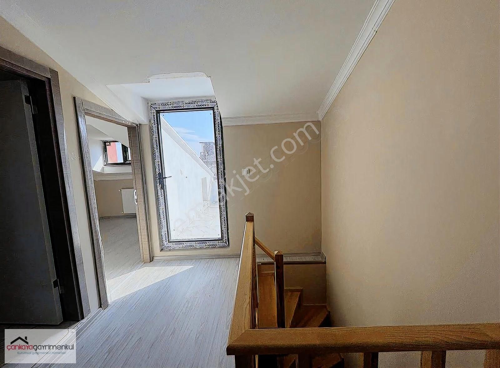 Tevfikbey'de 2+2 Sıfır Mükemmel Konumda Dubleks Daire!! - Görsel 2