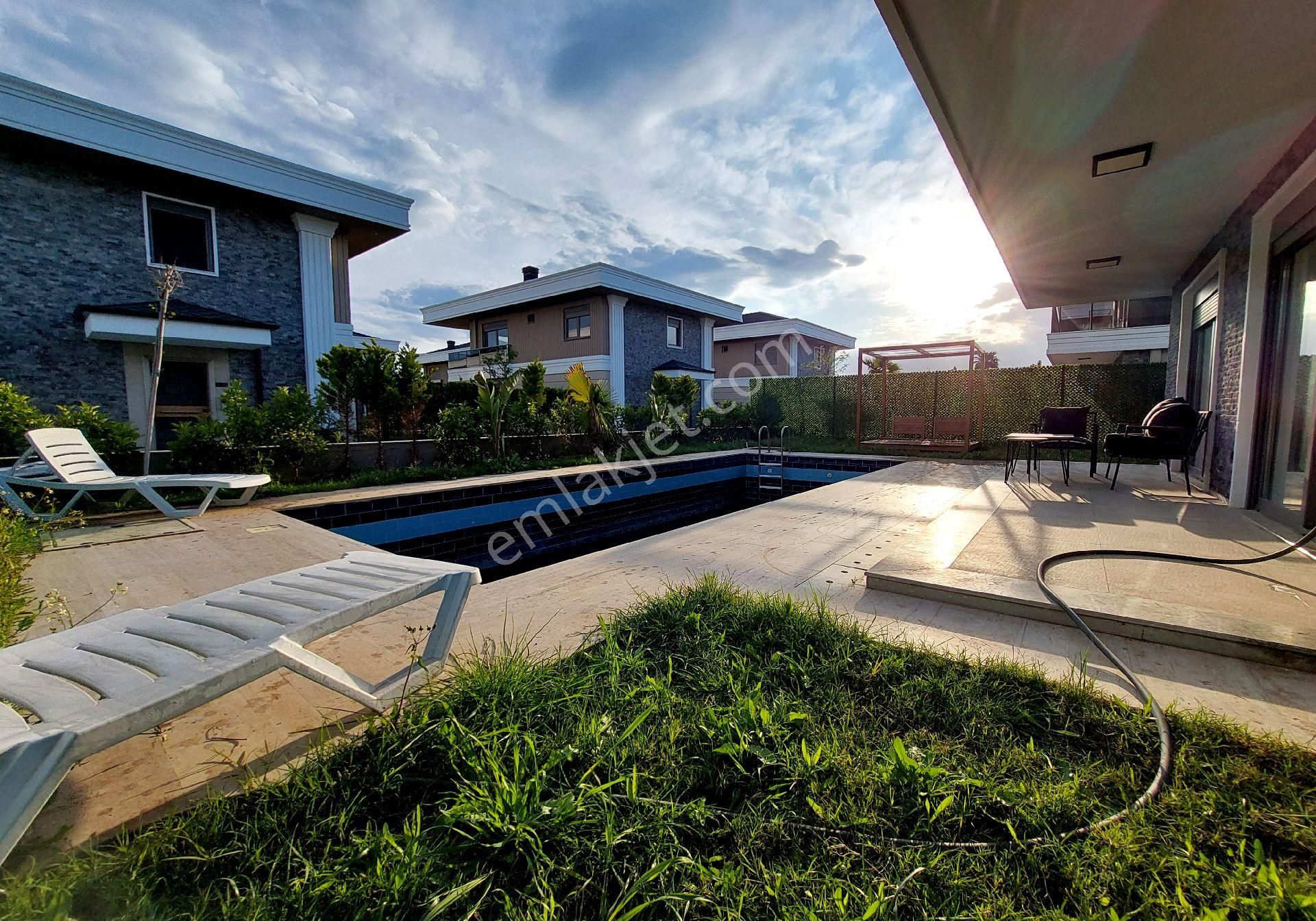 Belek'te Eşyalı Müstakil Havuzlu Kiralık Lüx Villa - Görsel 3