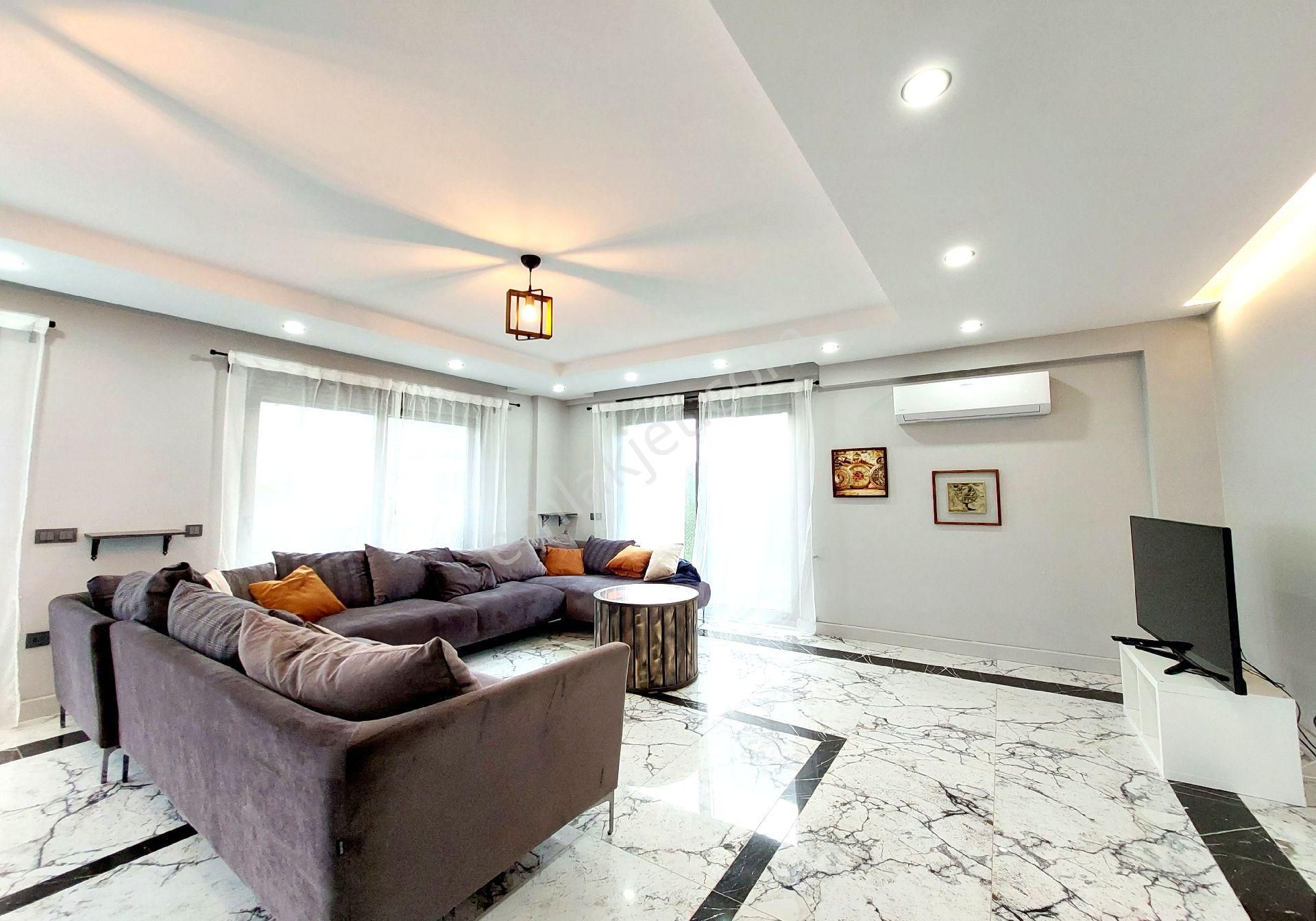 Belek'te Eşyalı Müstakil Havuzlu Kiralık Lüx Villa - Görsel 12