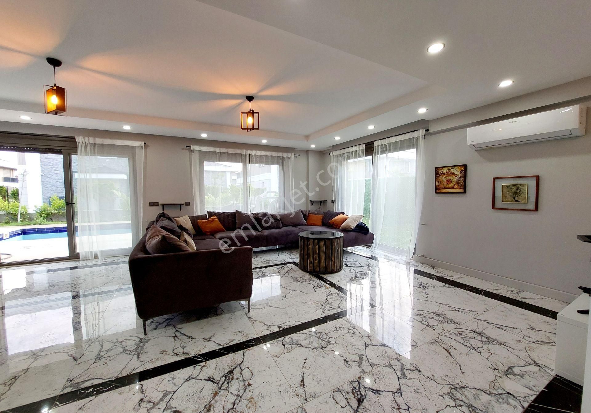 Belek'te Eşyalı Müstakil Havuzlu Kiralık Lüx Villa - Görsel 8