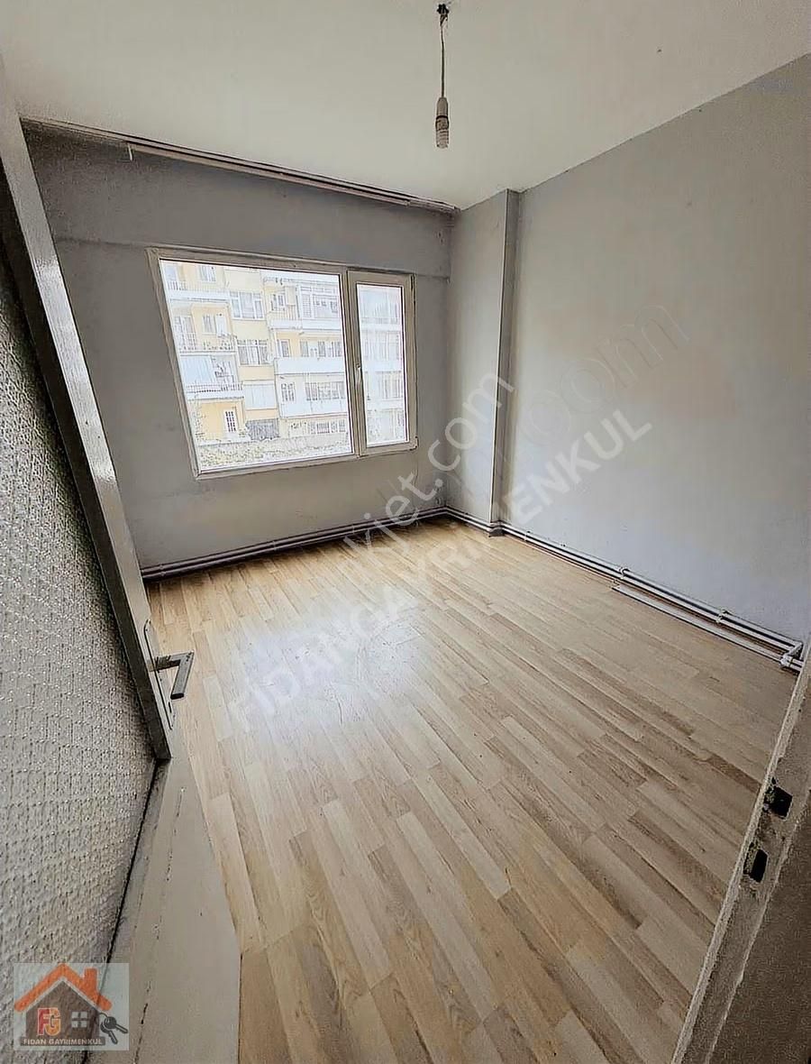 Yalova Merkez Kiralık 1+1 Daire - Görsel 4