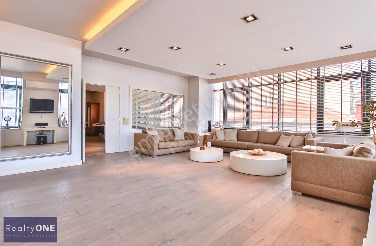 R-one Karaköy Galataport Fransız Geçit Prestijli Kiralık Ofis - Görsel 33