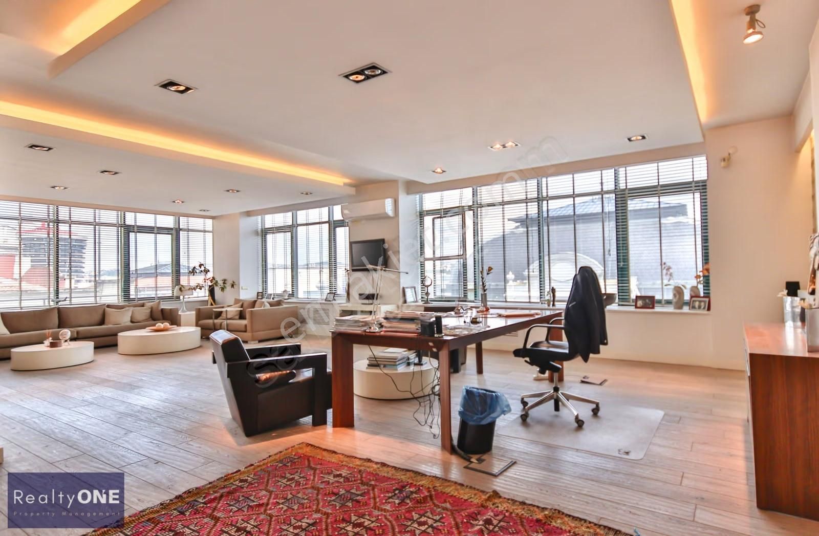 R-one Karaköy Galataport Fransız Geçit Prestijli Kiralık Ofis