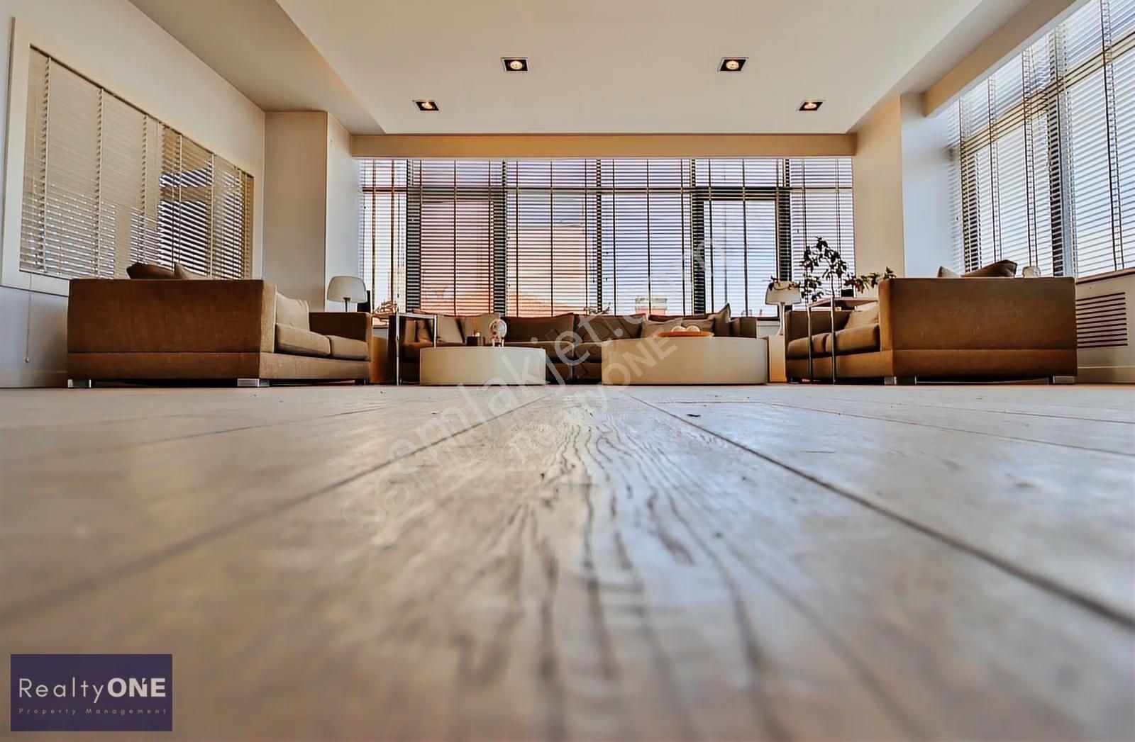 R-one Karaköy Galataport Fransız Geçit Prestijli Kiralık Ofis - Görsel 2