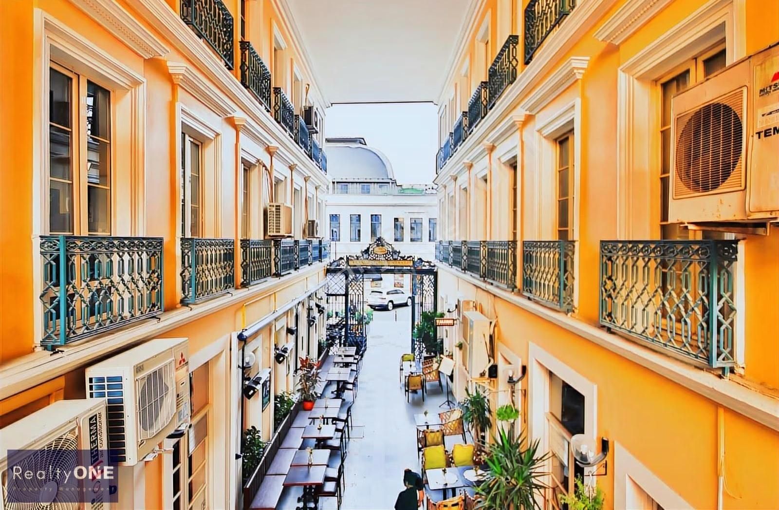 R-one Karaköy Galataport Fransız Geçit Prestijli Kiralık Ofis - Görsel 6