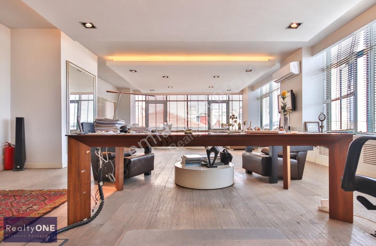 R-one Karaköy Galataport Fransız Geçit Prestijli Kiralık Ofis - Görsel 35