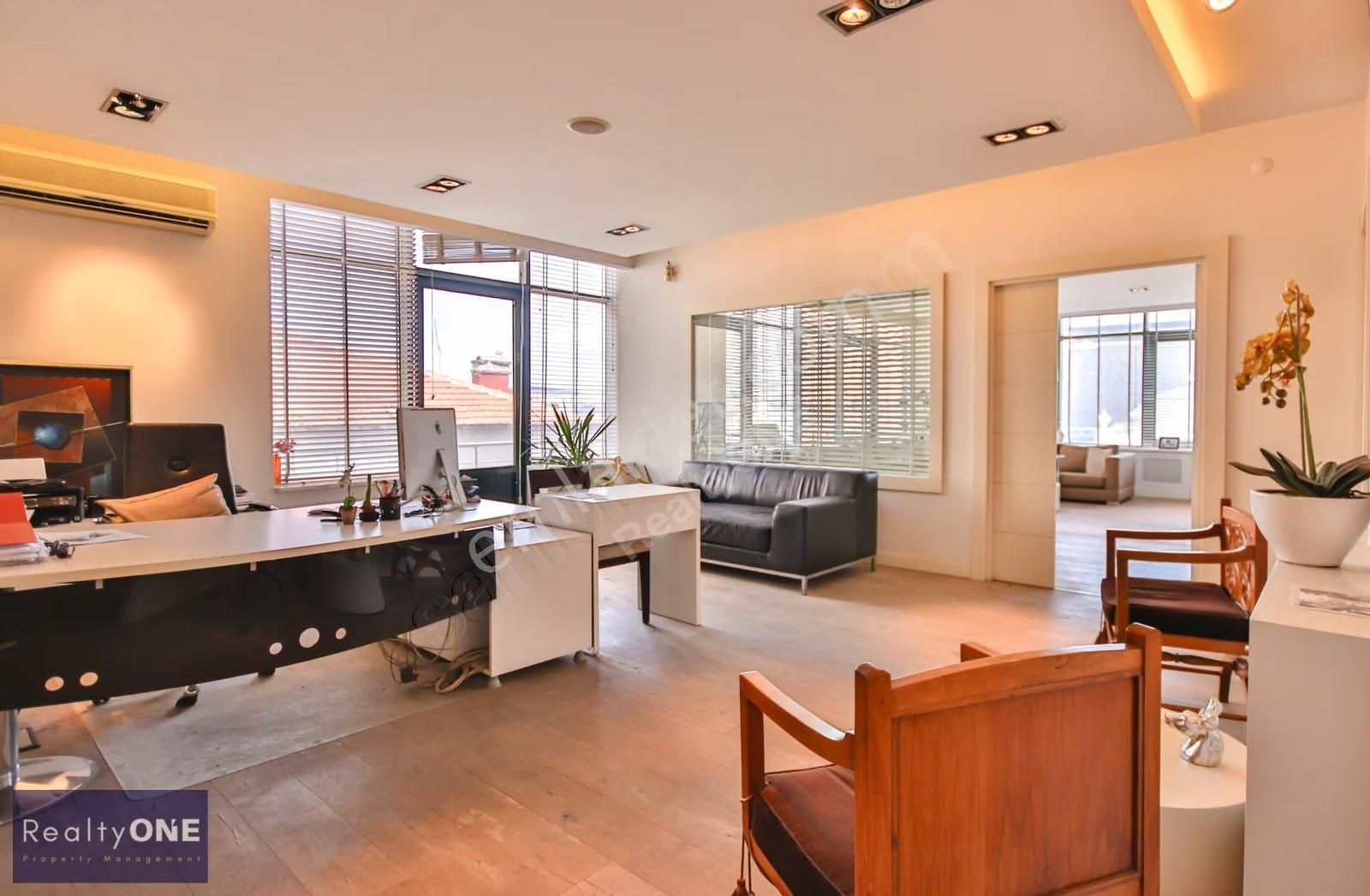 R-one Karaköy Galataport Fransız Geçit Prestijli Kiralık Ofis - Görsel 10