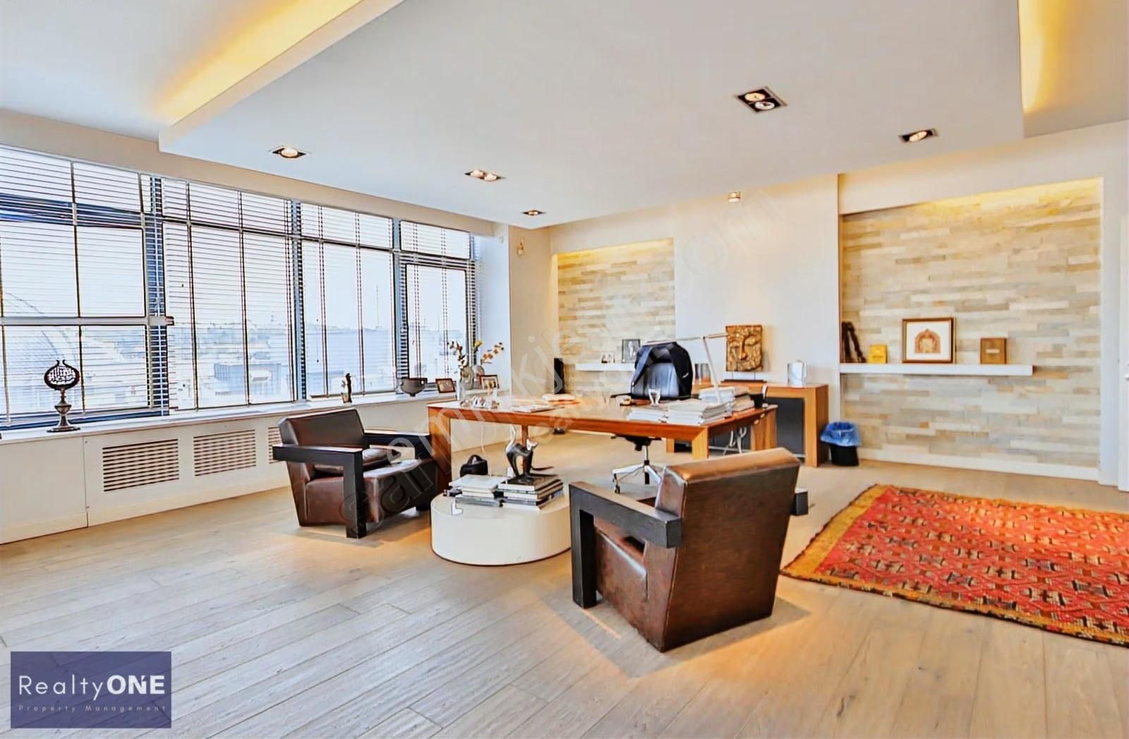 R-one Karaköy Galataport Fransız Geçit Prestijli Kiralık Ofis - Görsel 29