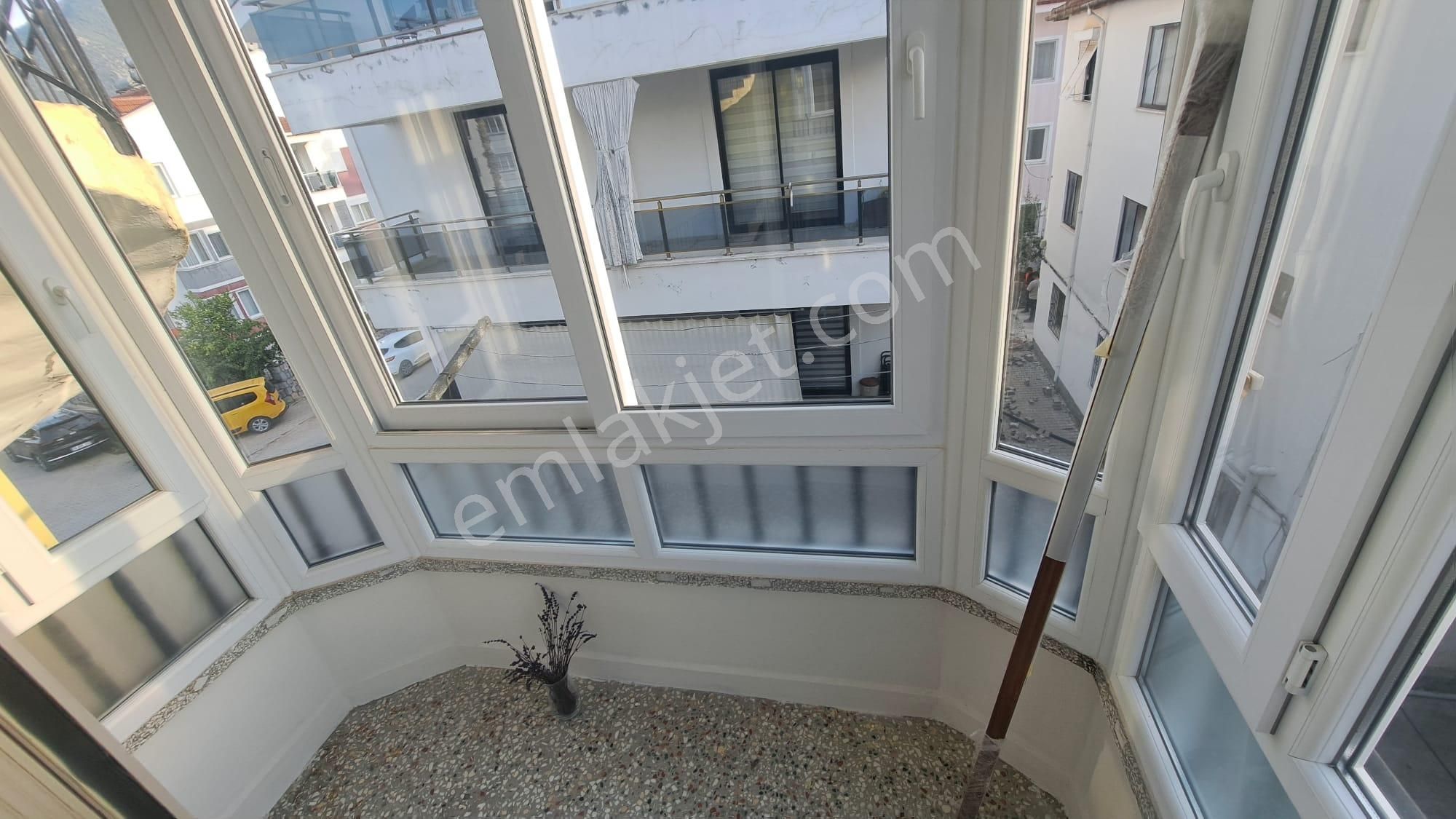 Stop’tan Taşyaka 2+1 Kapalı Mutfak Eşyasız Merkezi Konumda Kiralık Daire - Görsel 9