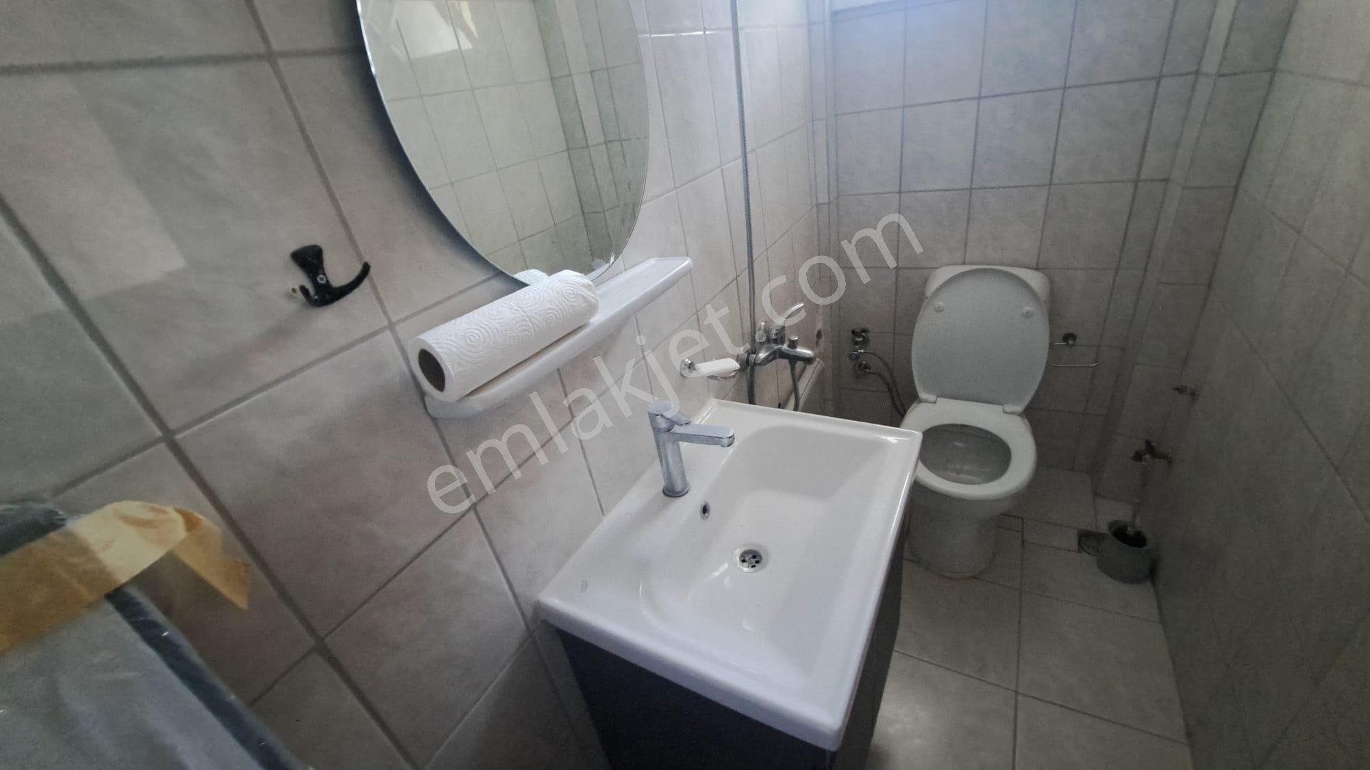 Stop’tan Taşyaka 2+1 Kapalı Mutfak Eşyasız Merkezi Konumda Kiralık Daire - Görsel 25