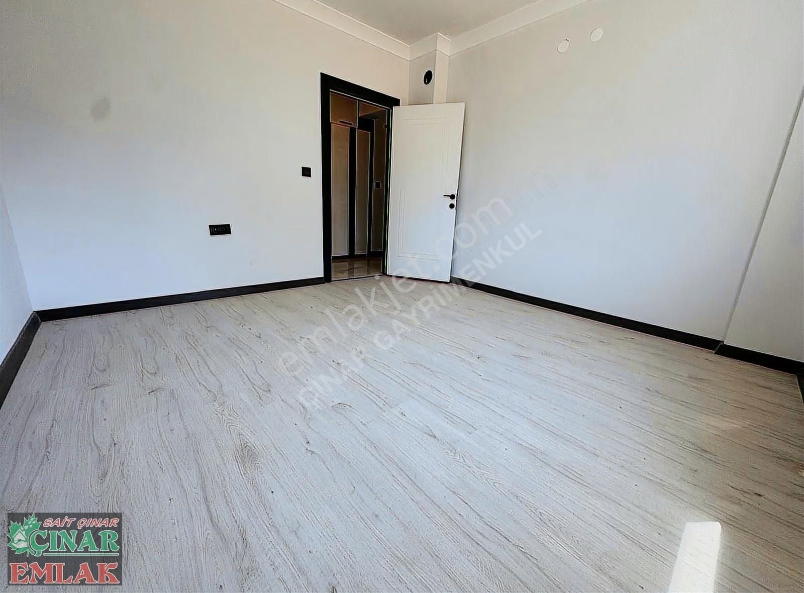 Çınar'dan Merkezi Konumda Mükemmel İşçiliğiyle 3+1 Arakat Daire - Görsel 18