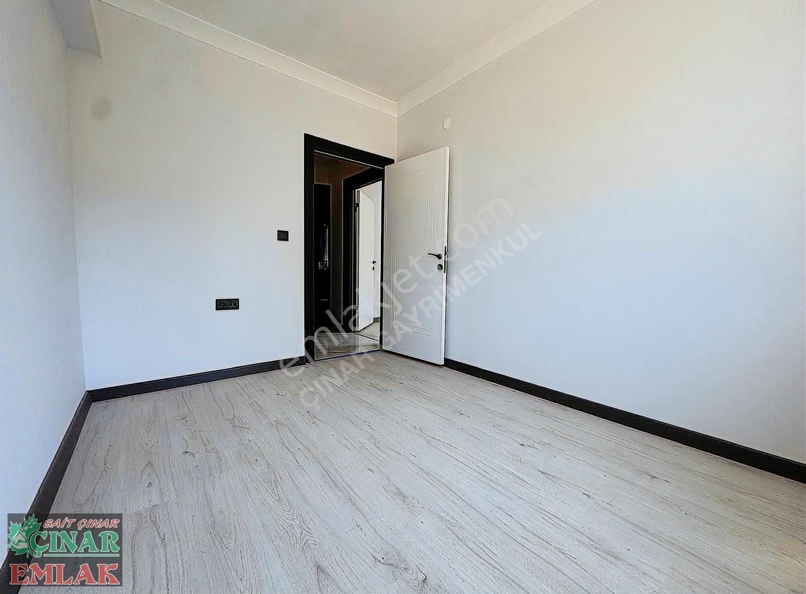 Çınar'dan Merkezi Konumda Mükemmel İşçiliğiyle 3+1 Arakat Daire - Görsel 35