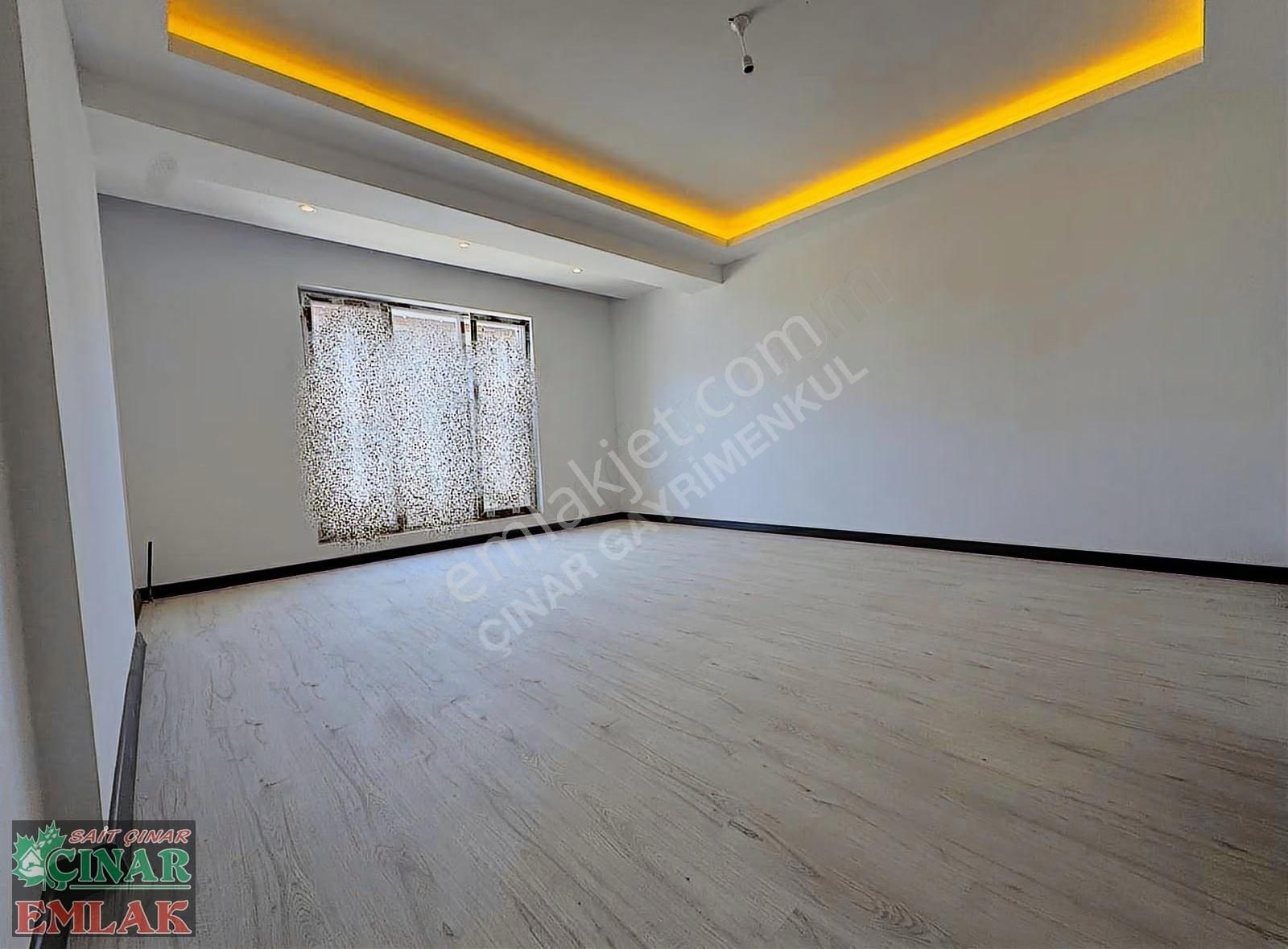 Çınar'dan Merkezi Konumda Mükemmel İşçiliğiyle 3+1 Arakat Daire - Görsel 8