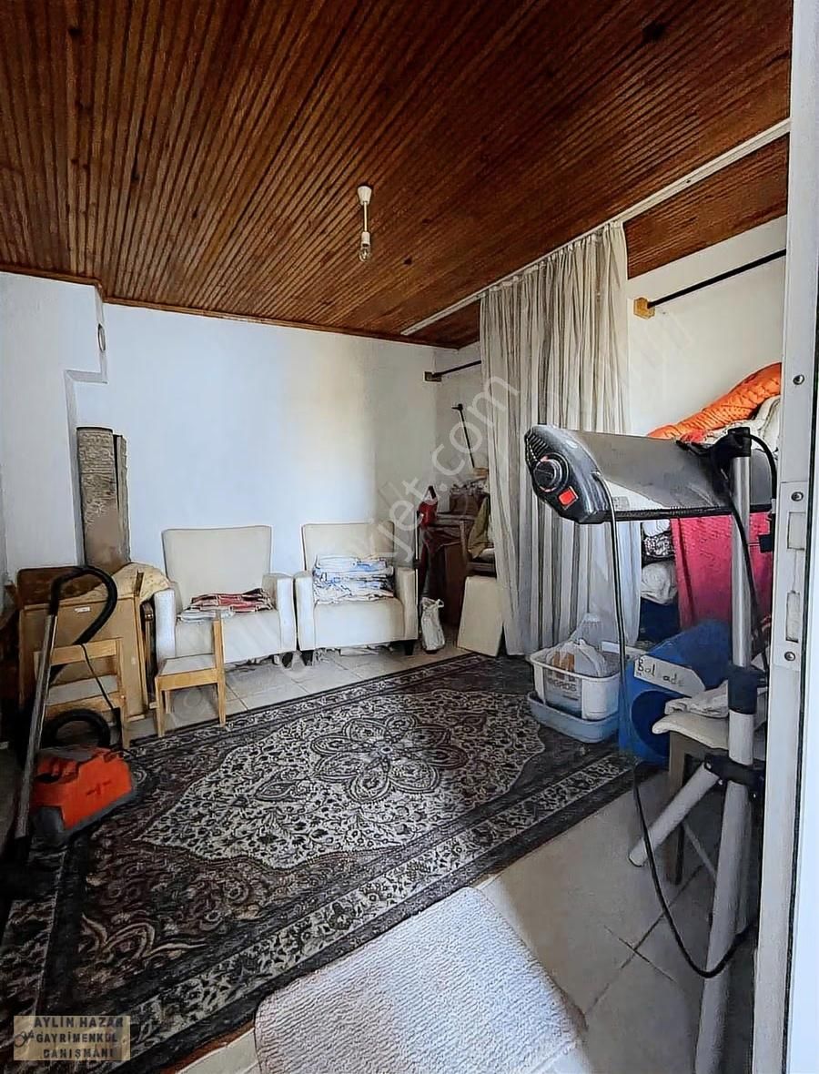 Urla Sanat Sokağı'nda Köşe Konumda 4+1 - Görsel 13