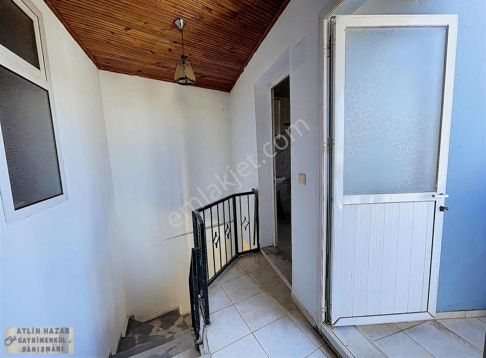 Urla Sanat Sokağı'nda Köşe Konumda 4+1 - Görsel 6