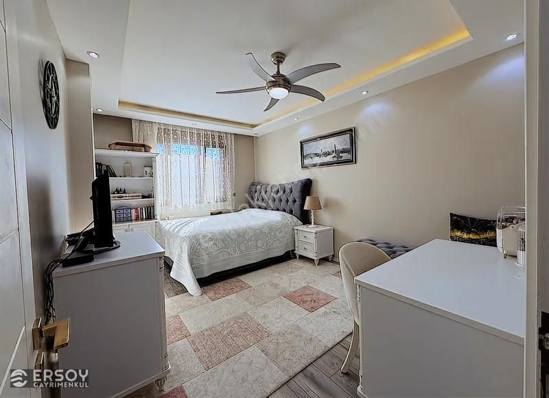 Karaali'de 5+1 Ultra Lüks,site İçi,müstakil Havuz, K.otoparklı - Görsel 12