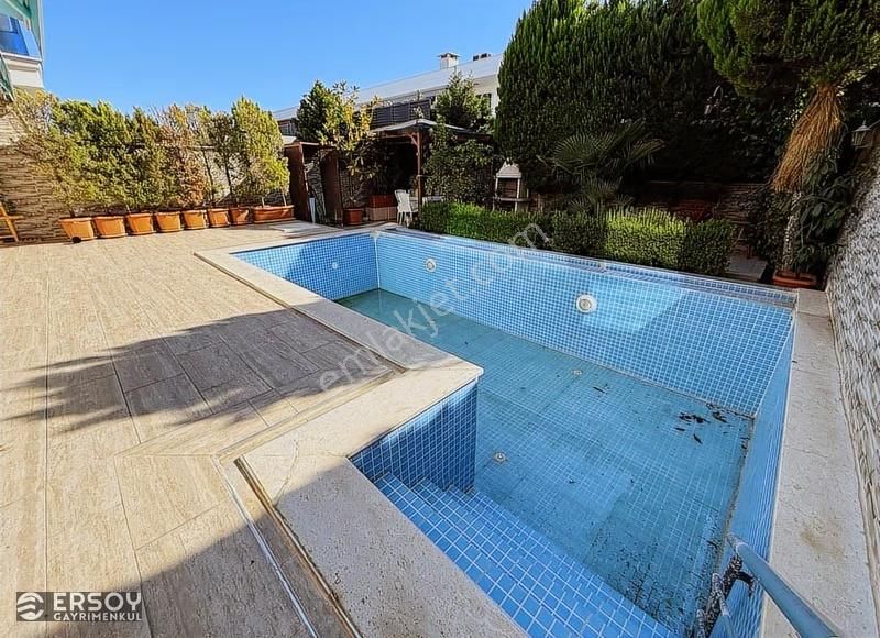 Karaali'de 5+1 Ultra Lüks,site İçi,müstakil Havuz, K.otoparklı - Görsel 14