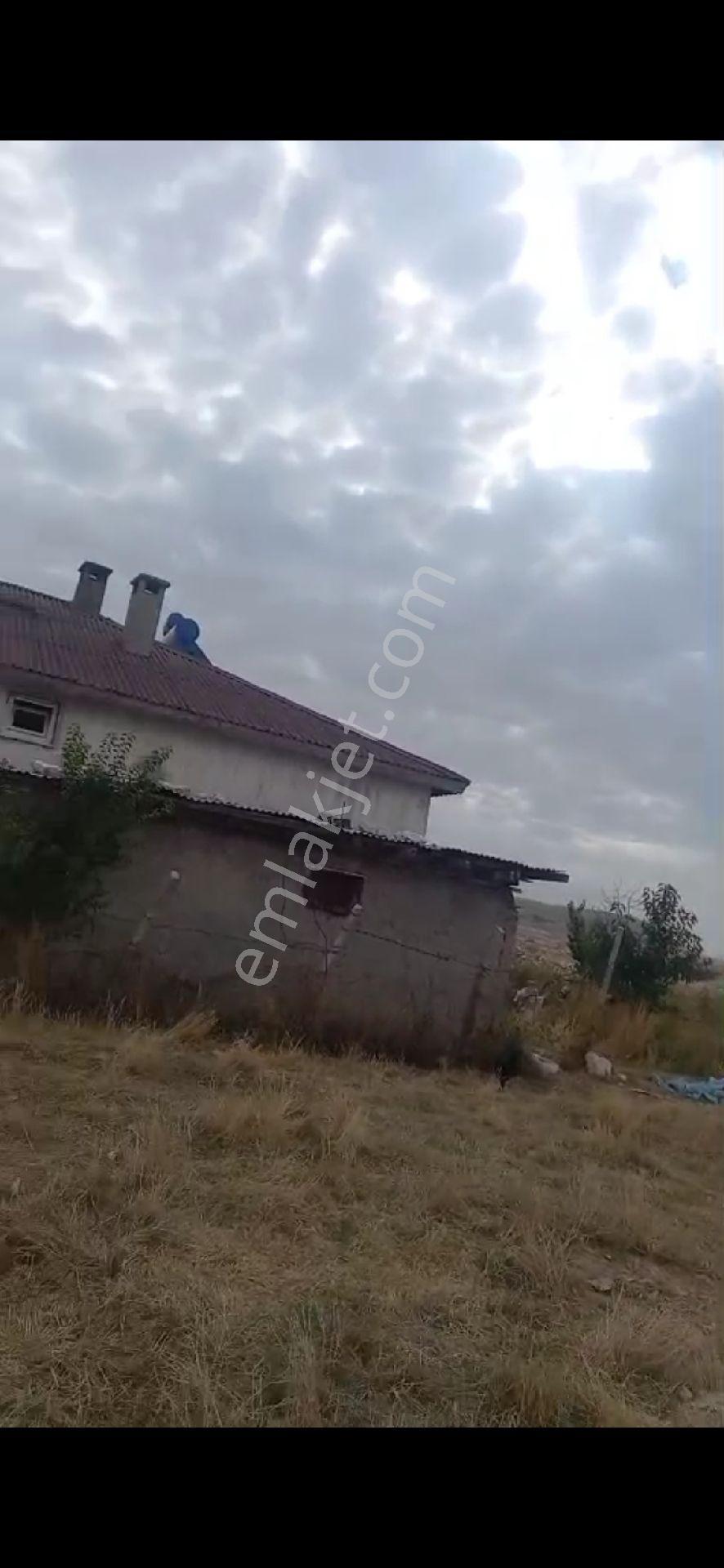 Kangal Hamal Da Bahçeli Müstakil Yeniyapım