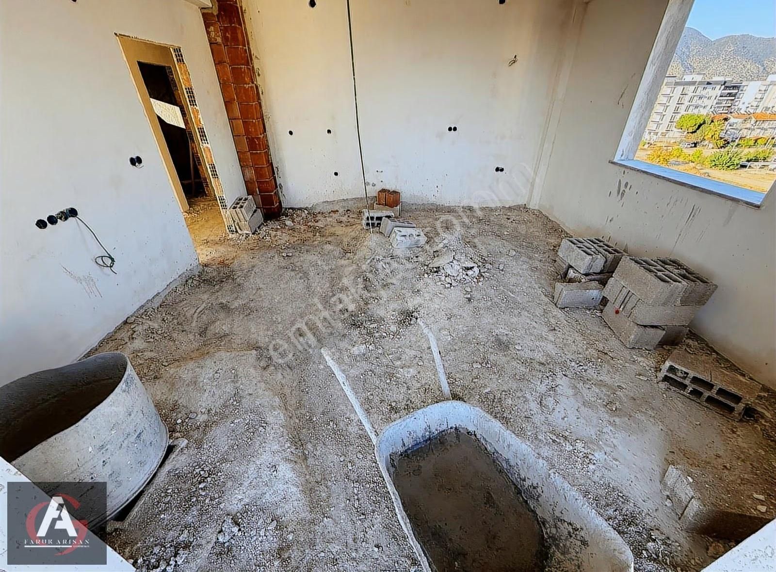 Faruk Arısan'dan Sonsuz Deniz Manzaralı Bitim Aşamasında 2+1 - Görsel 11