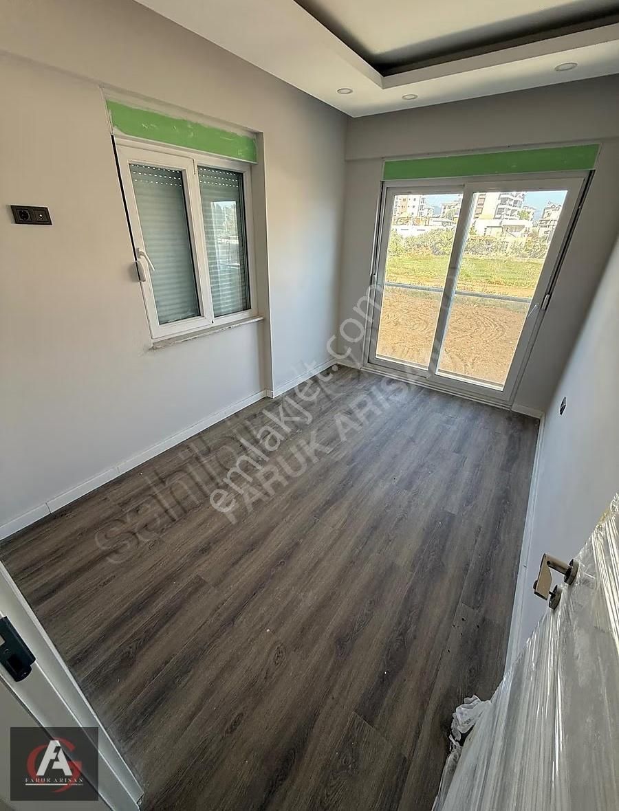 Faruk Arısan'dan Finikede Denize 0 Konum Oturuma Hazır Geniş 1+1 - Görsel 7