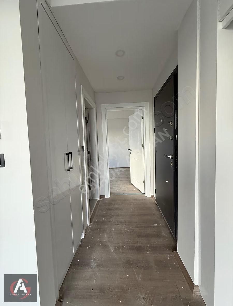 Faruk Arısan'dan Kum Mahallesinde Oturuma Hazır Lüx 1+1 Daire - Görsel 8