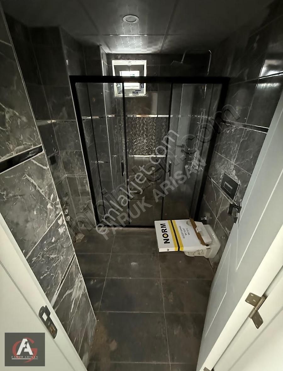 Faruk Arısan'dan Kum Mahallesinde Oturuma Hazır Lüx 1+1 Daire - Görsel 17