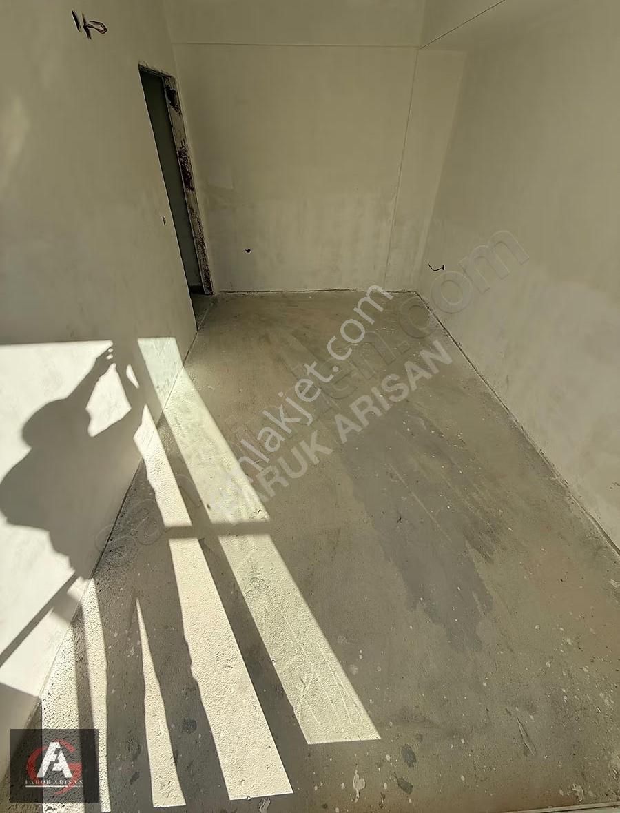 Faruk Arısan'dan Havuzlu Site İçi Denize Yakın Bitmek Üzere 2+1 - Görsel 9