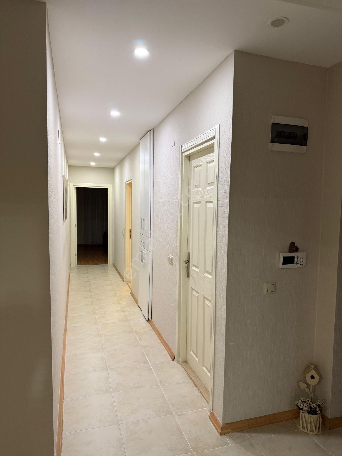 Mavi Bulvarda 3+1 Dairemiz Satılıktır - Görsel 14