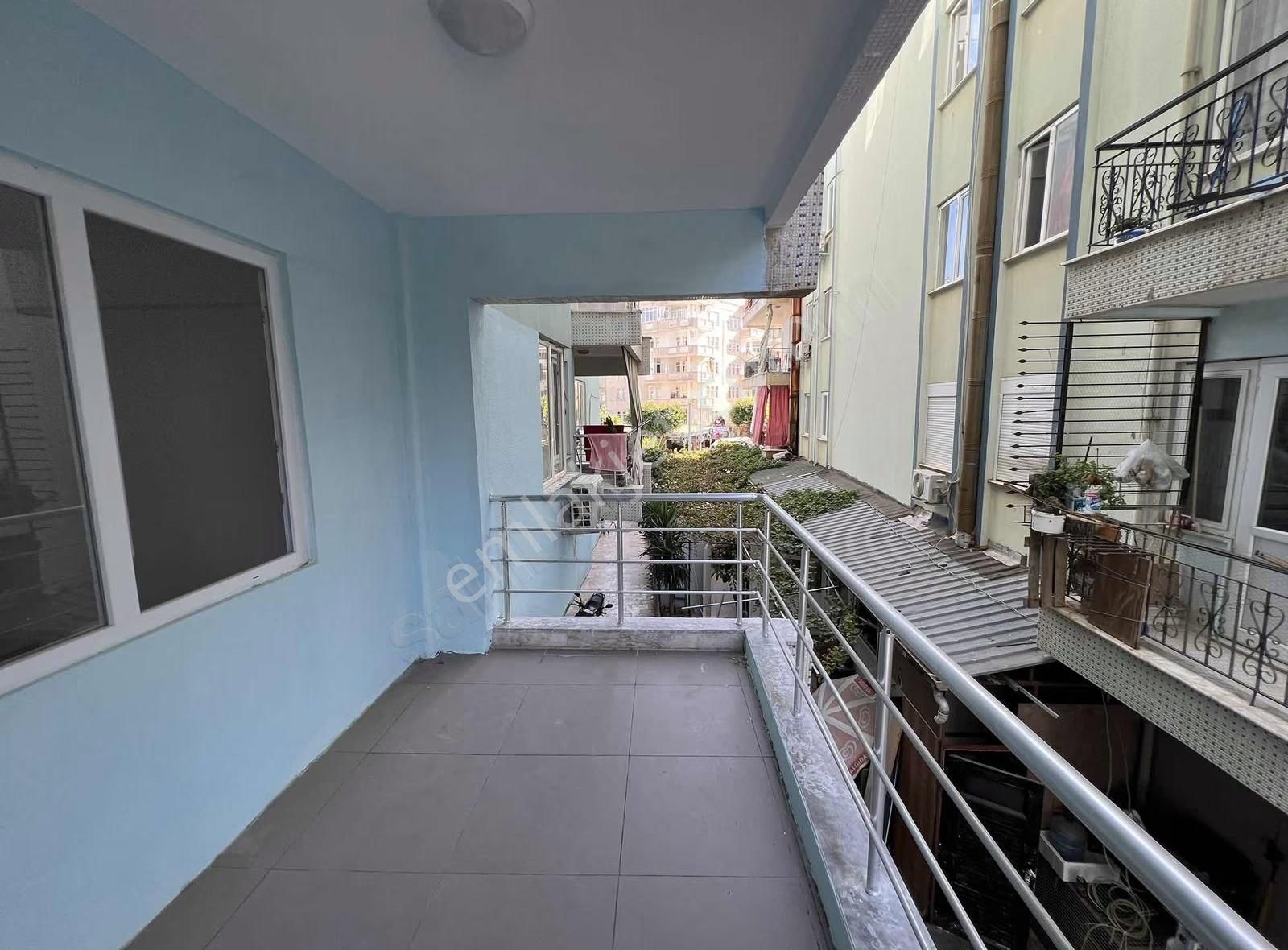 Tosmur Mah Satılık 2+1 Amerikan Mutfak Daire Denize 150m - Görsel 5