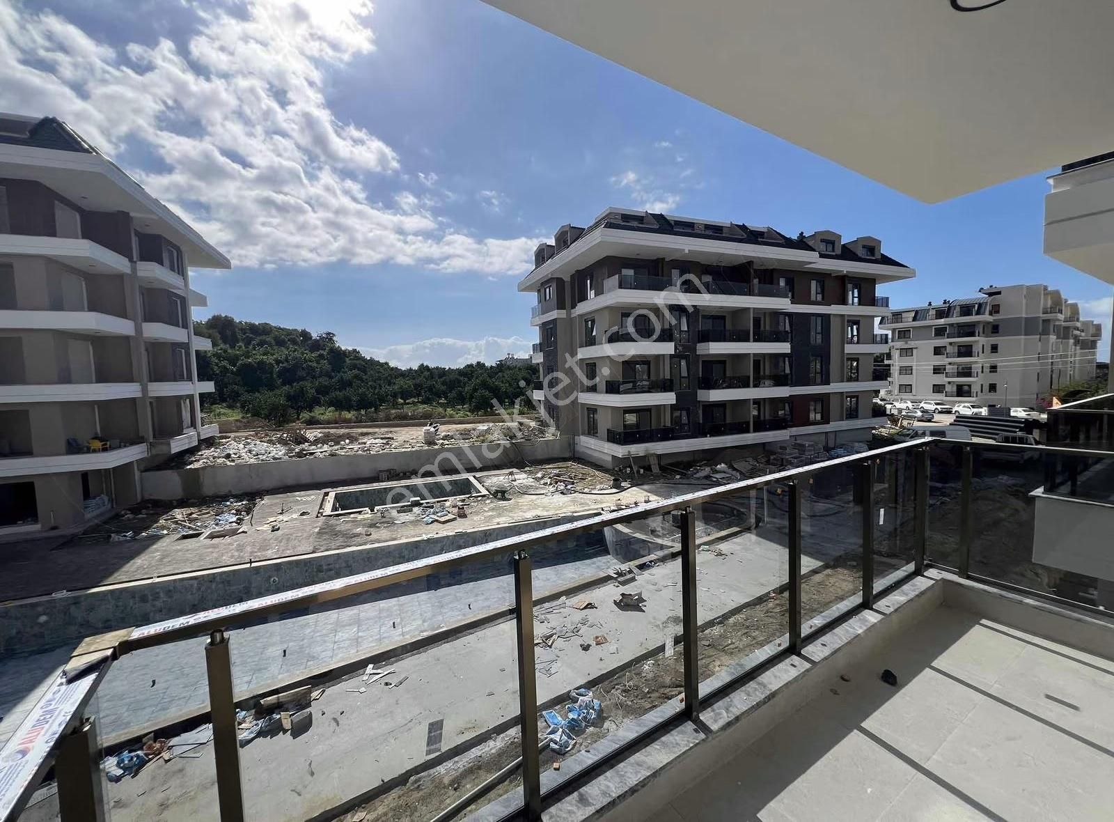 Oba Mah Satılık Sıfır Full Aktiviteli 2+1 Amerikan Mutfak Daire - Görsel 15