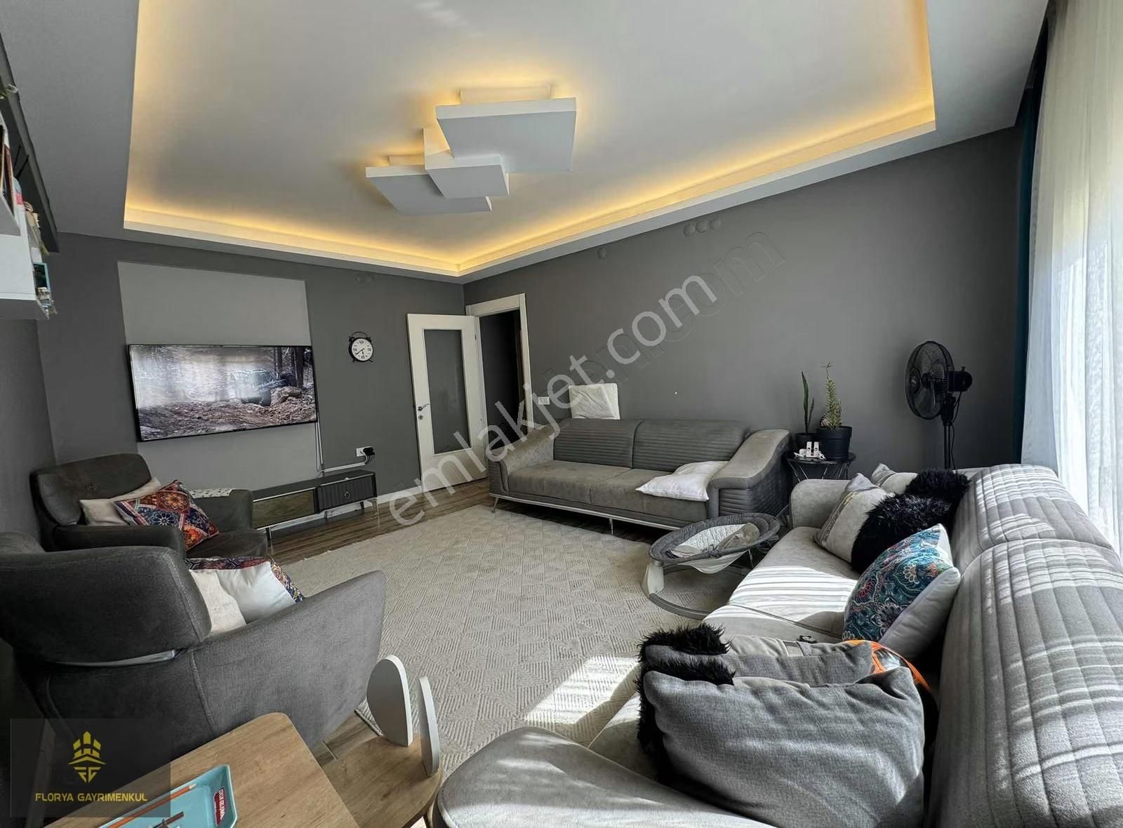 Cadde Üstü Yeni Bina Çok Geniş Ara Kat 2+1 Daire - Görsel 10