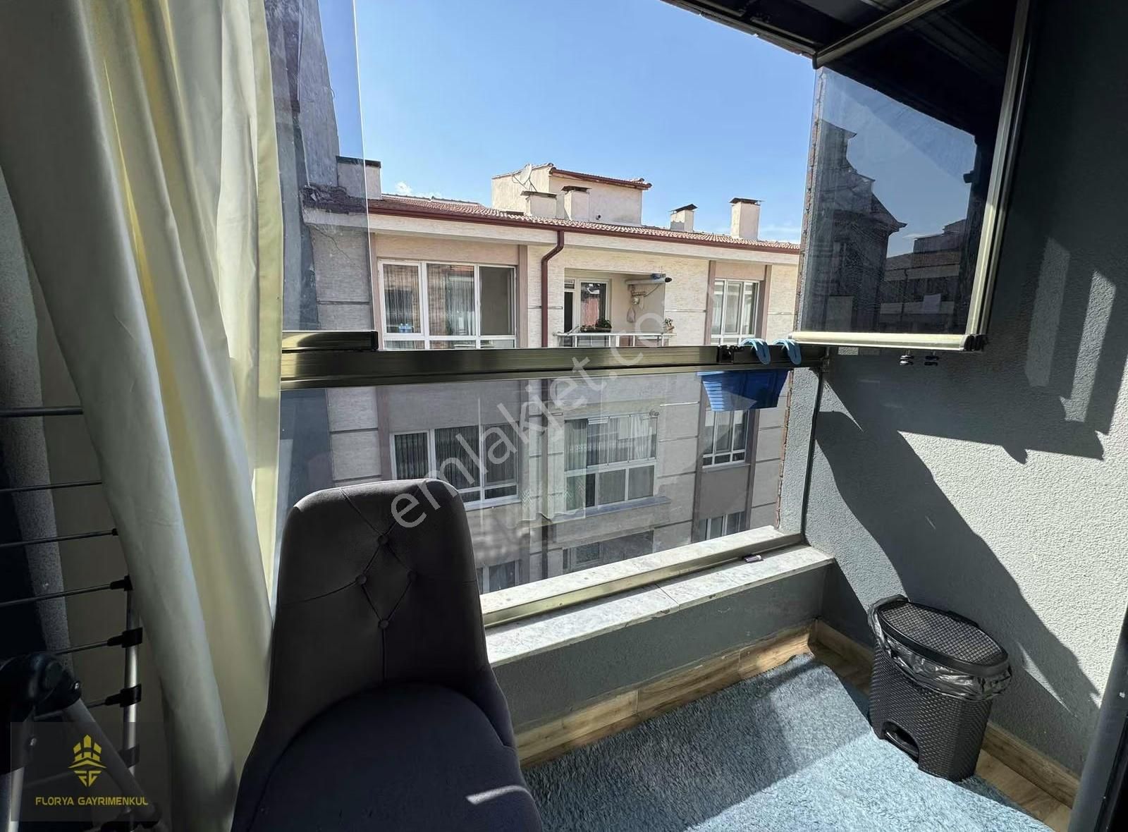 Cadde Üstü Yeni Bina Çok Geniş Ara Kat 2+1 Daire - Görsel 6