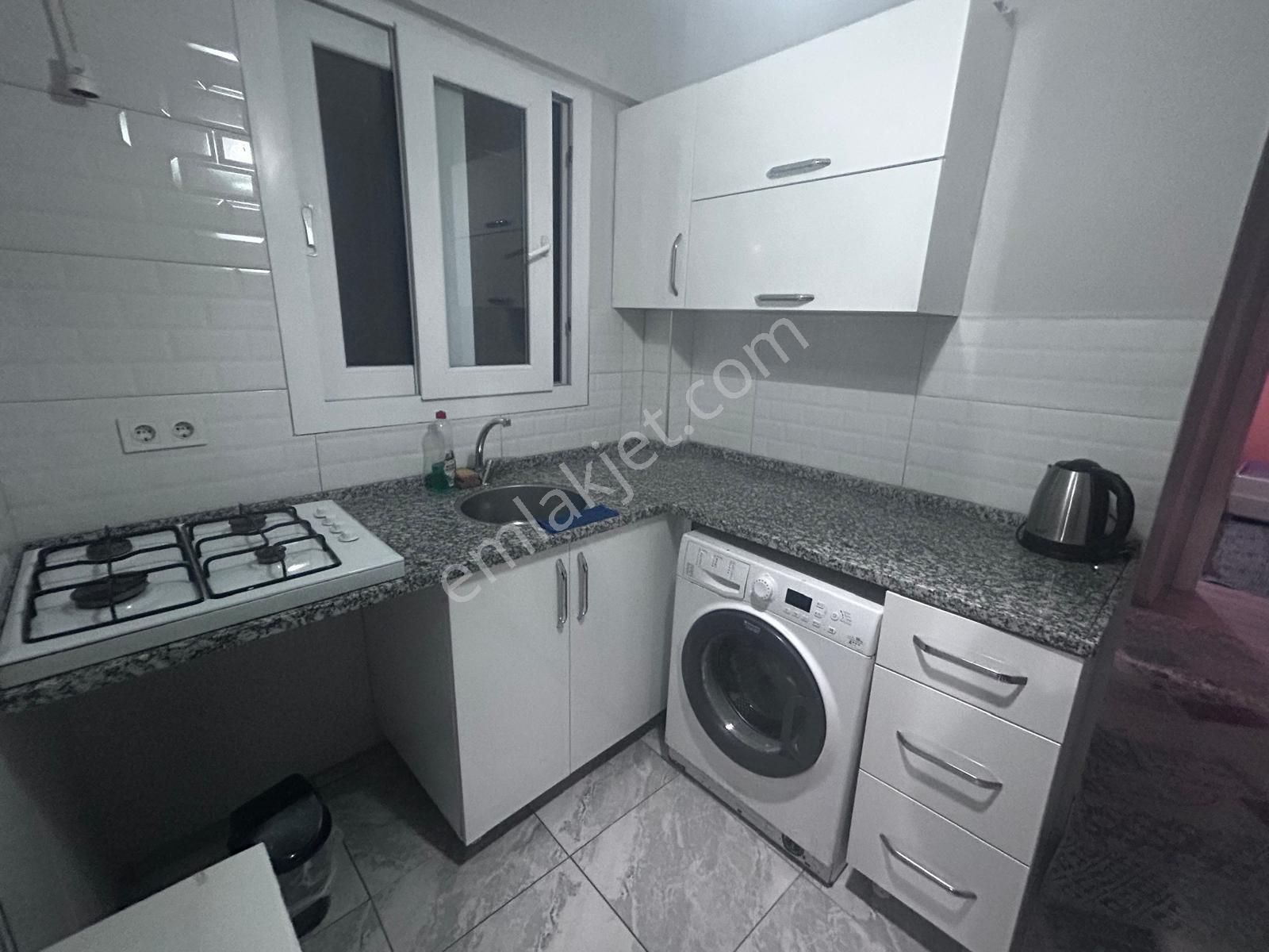 Konak Meydanda 1+1 Günlük Kiralık Daireler - Görsel 33