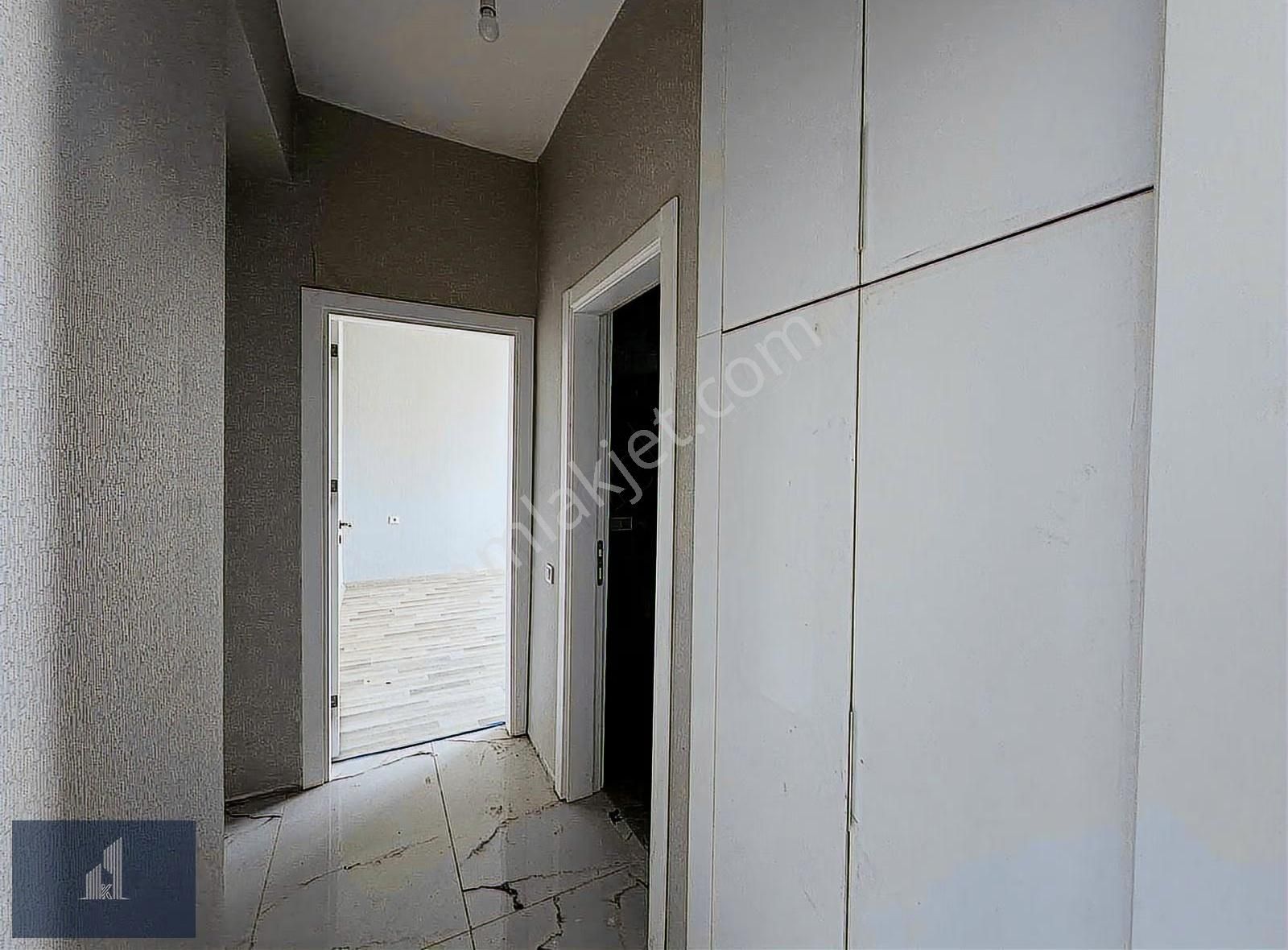 Kadir Dikici'den Ömer Halisdemir Caddesinde Kiralık 3,5+1 Daire - Görsel 30