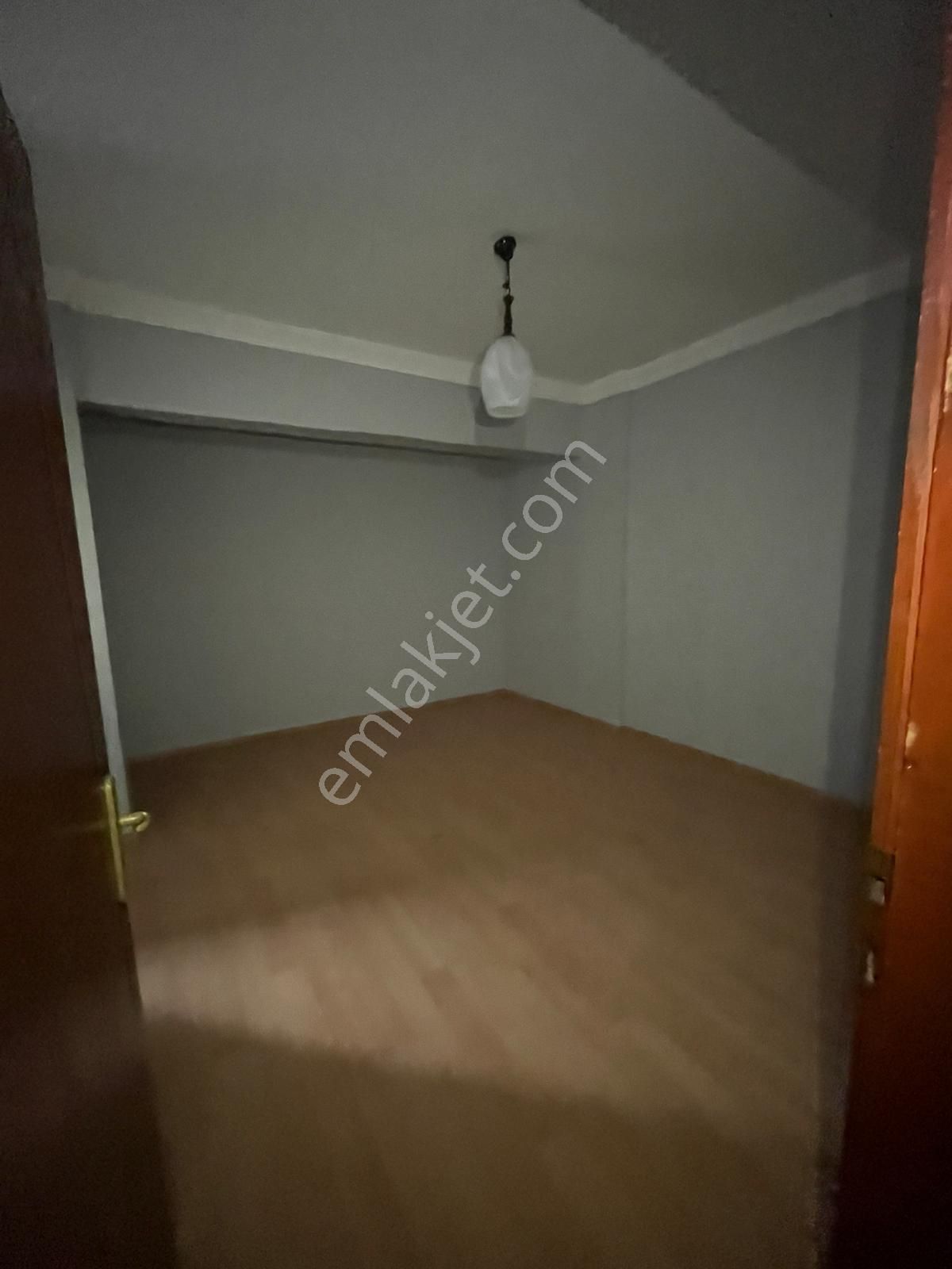 Sincan Selçuklu Mahallesinde 3+1 Yüksek Giriş Kiralık Dairesite İçerisinde - Görsel 10