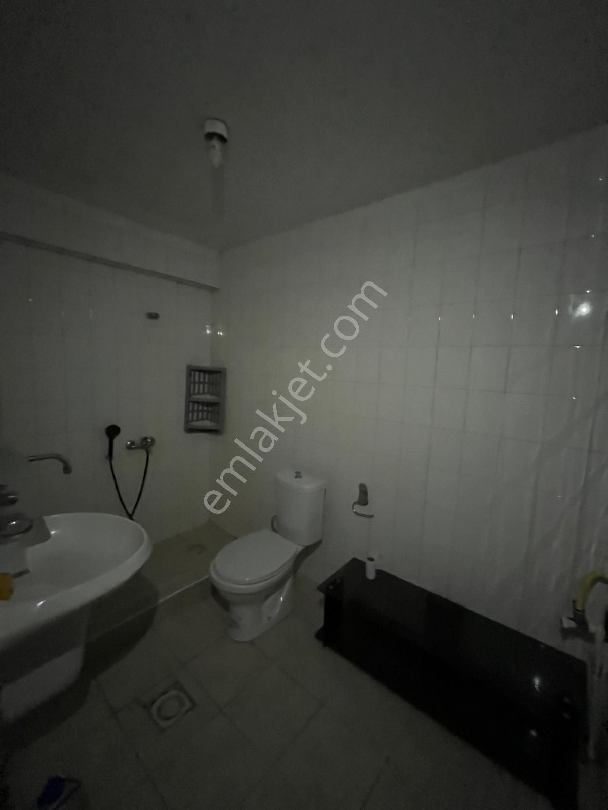 Sincan Selçuklu Mahallesinde 3+1 Yüksek Giriş Kiralık Dairesite İçerisinde - Görsel 6