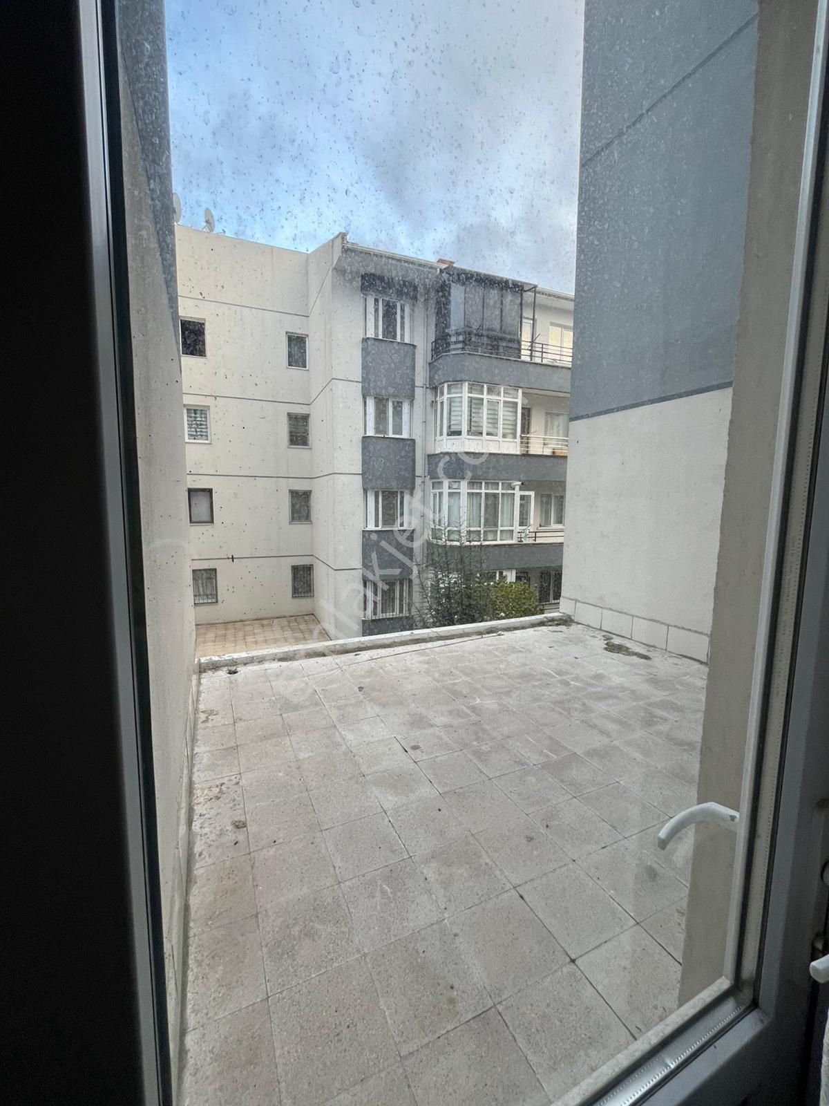 Sincan Selçuklu Mahallesinde 3+1 Yüksek Giriş Kiralık Dairesite İçerisinde - Görsel 11