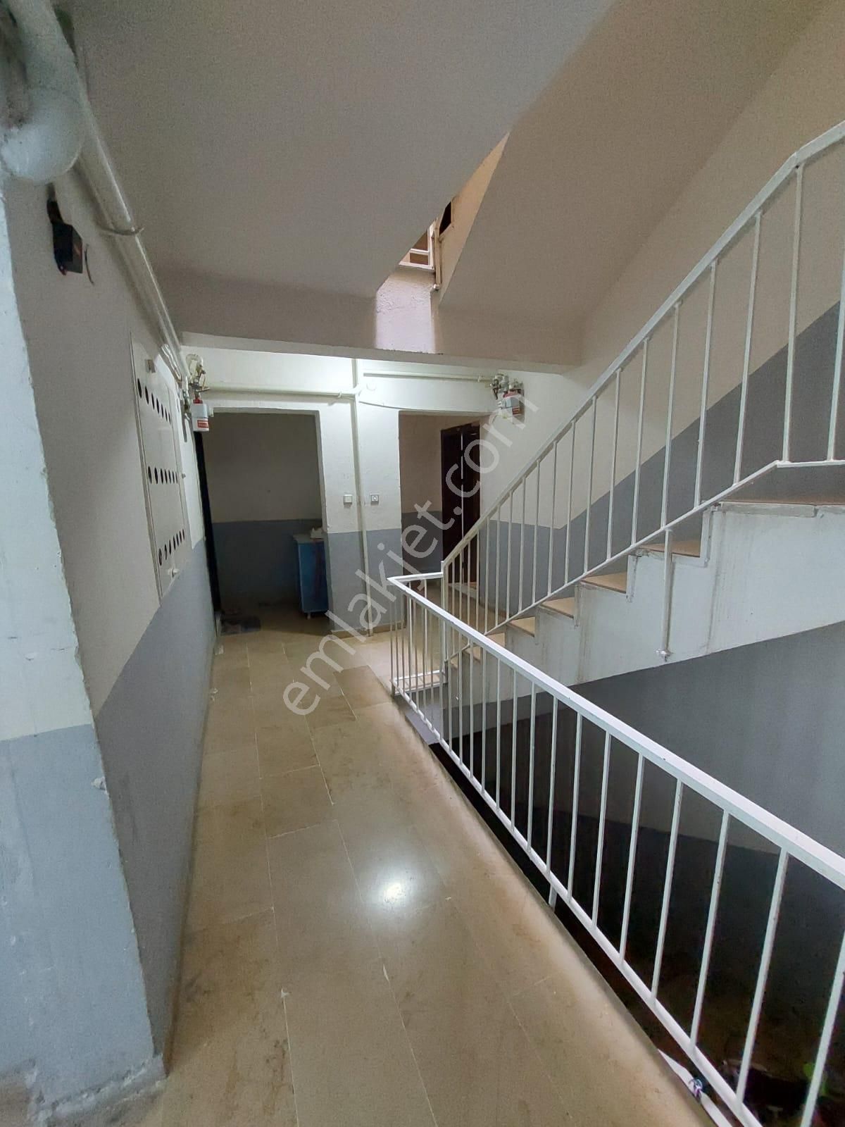 Sincan Selçuklu Mahallesinde 3+1 Yüksek Giriş Kiralık Dairesite İçerisinde - Görsel 24
