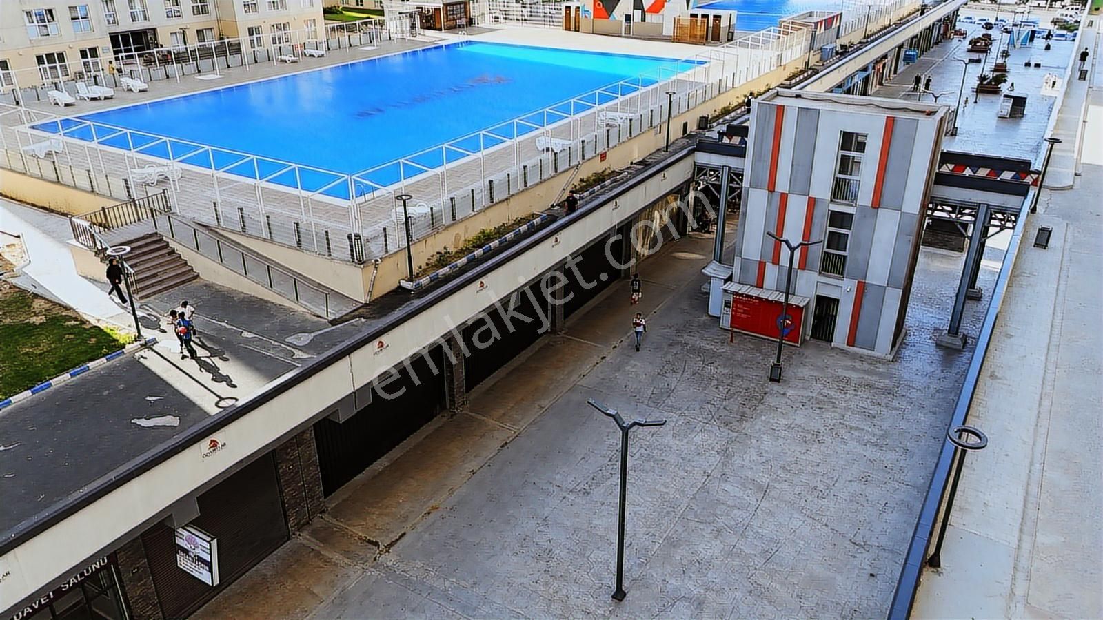 Bodrum Kat Değil Cadde Üzeri Çarşı Dükkanı 1800m - Görsel 21