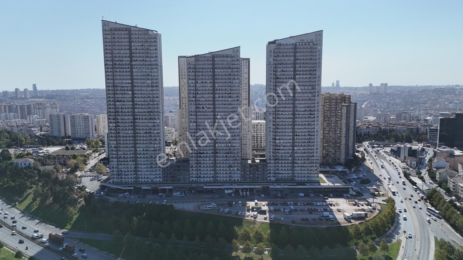 Bodrum Kat Değil Cadde Üzeri Çarşı Dükkanı 1800m - Görsel 9