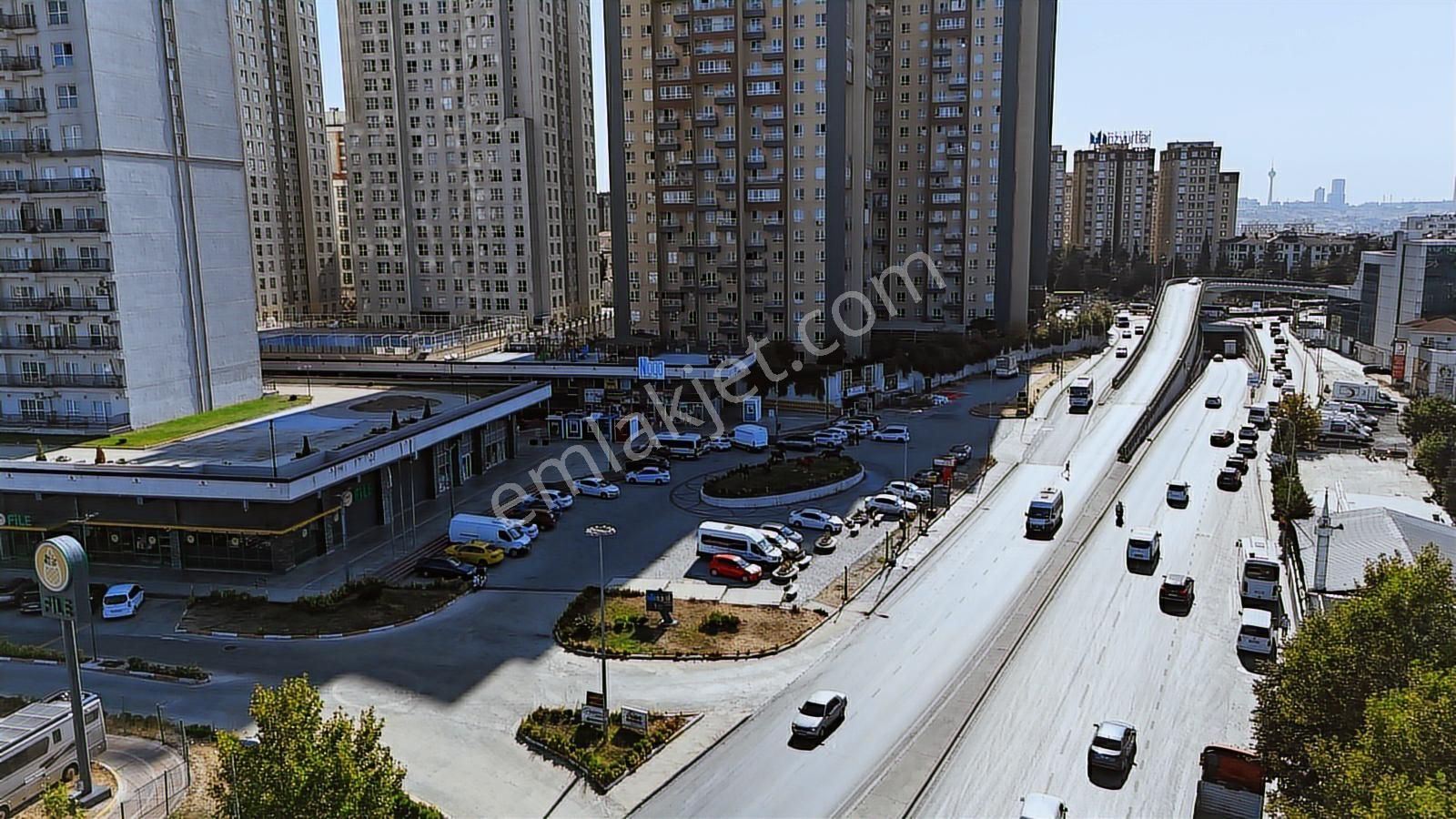 Bodrum Kat Değil Cadde Üzeri Çarşı Dükkanı 1800m - Görsel 4