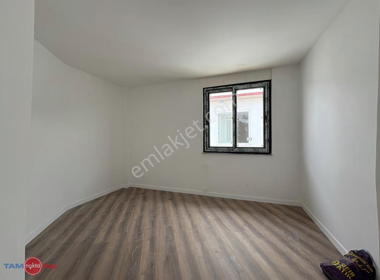 Aksu Kemerağızı Begonvil Sitesinde 4+1 E.banyolu Müstakil Ev - Görsel 2