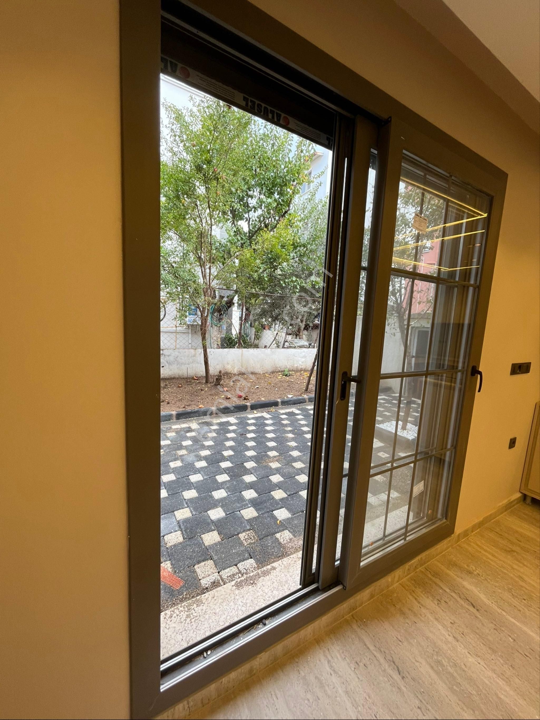 İzmir Urla Da Ebeveyn Banyolu 3+1 Lüks Kiralık Villa - Görsel 13