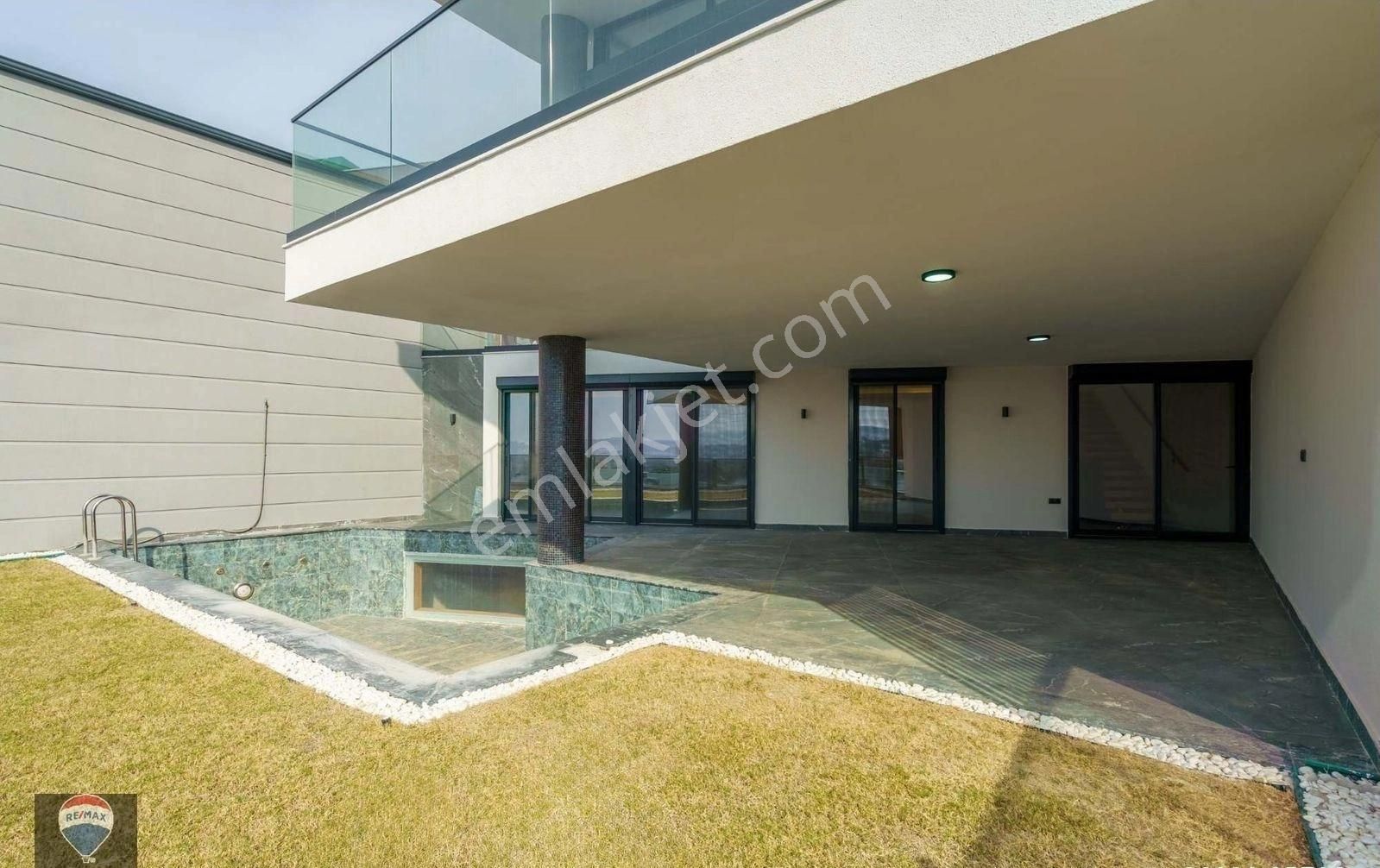Marina Konakları Kuşadasının En Güzel Deniz Manzarasına Sahip 4+2 Sıfır Villa - Görsel 6