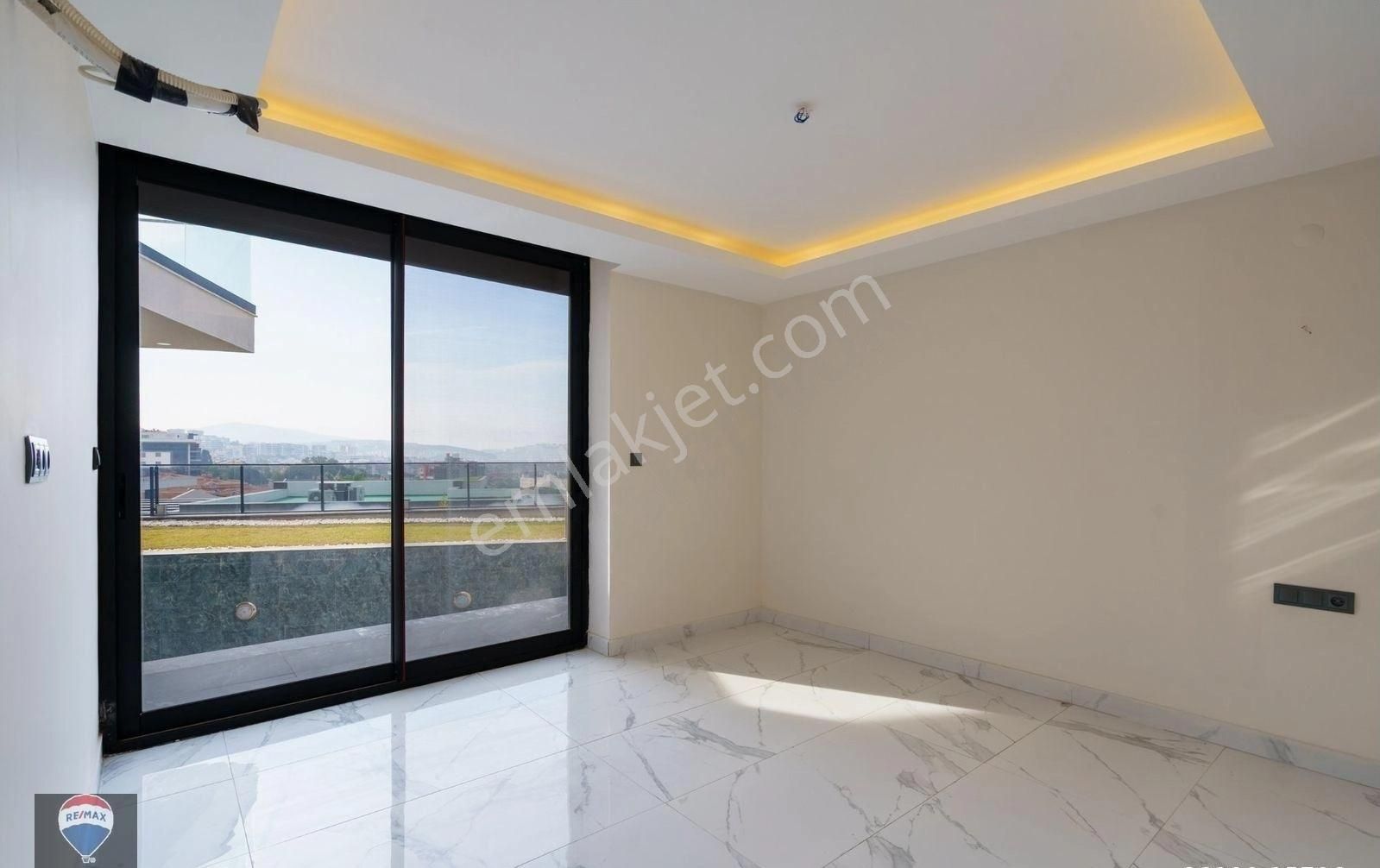 Marina Konakları Kuşadasının En Güzel Deniz Manzarasına Sahip 4+2 Sıfır Villa - Görsel 31