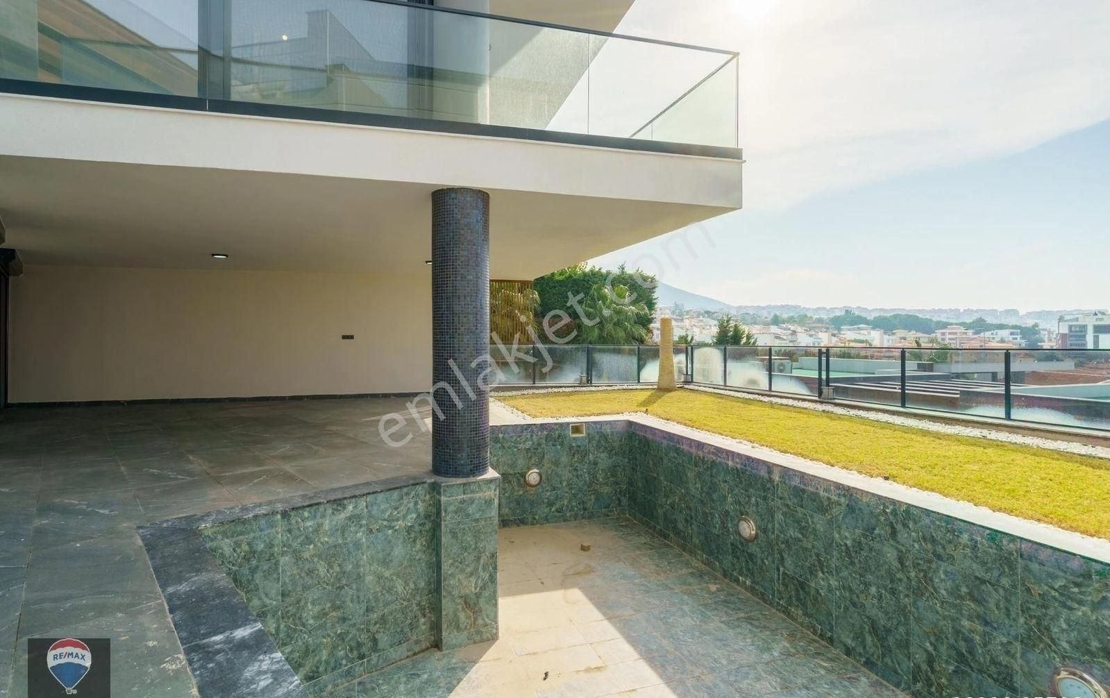 Marina Konakları Kuşadasının En Güzel Deniz Manzarasına Sahip 4+2 Sıfır Villa - Görsel 3