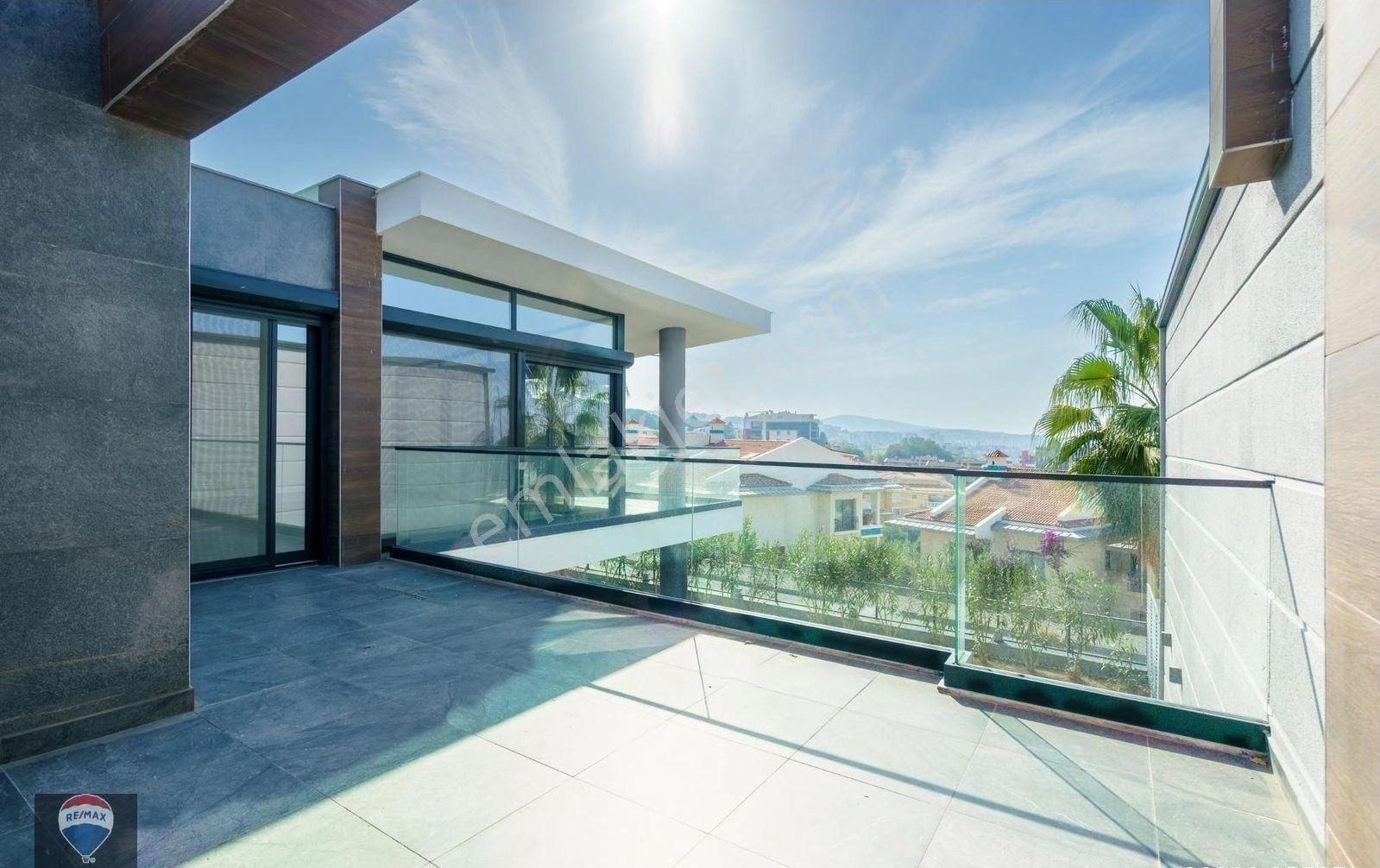 Marina Bölgesinin Tek Yeni Yapım Deniz Manzaralı Özel Havuzlu Villası - Görsel 18