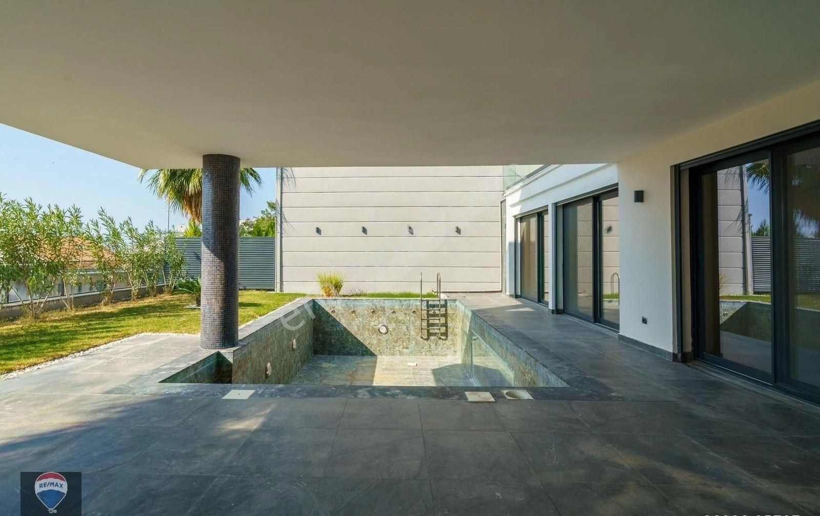 Marina Bölgesinin Tek Yeni Yapım Deniz Manzaralı Özel Havuzlu Villası - Görsel 16